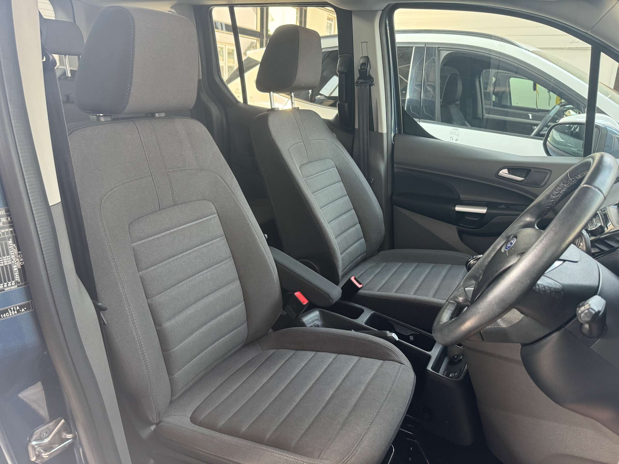 A 2021 FORD TOURNEO CONNECT 1.5 EcoBlue Titanium MPV Diesel Manual Euro 6 (s/s) (120 ps) 5dr A 2021 FORD TOURNEO CONNECT 1.5 EcoBlue Titanium MPV Diesel Manual Euro 6 (s/s) (120 ps) 5dr