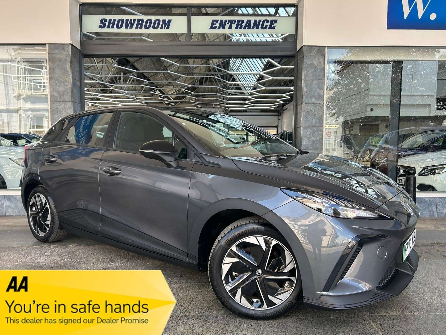 A 2024 MG MG4 51kWh SE Hatchback Electric Auto (170 ps) 5dr A 2024 MG MG4 51kWh SE Hatchback Electric Auto (170 ps) 5dr