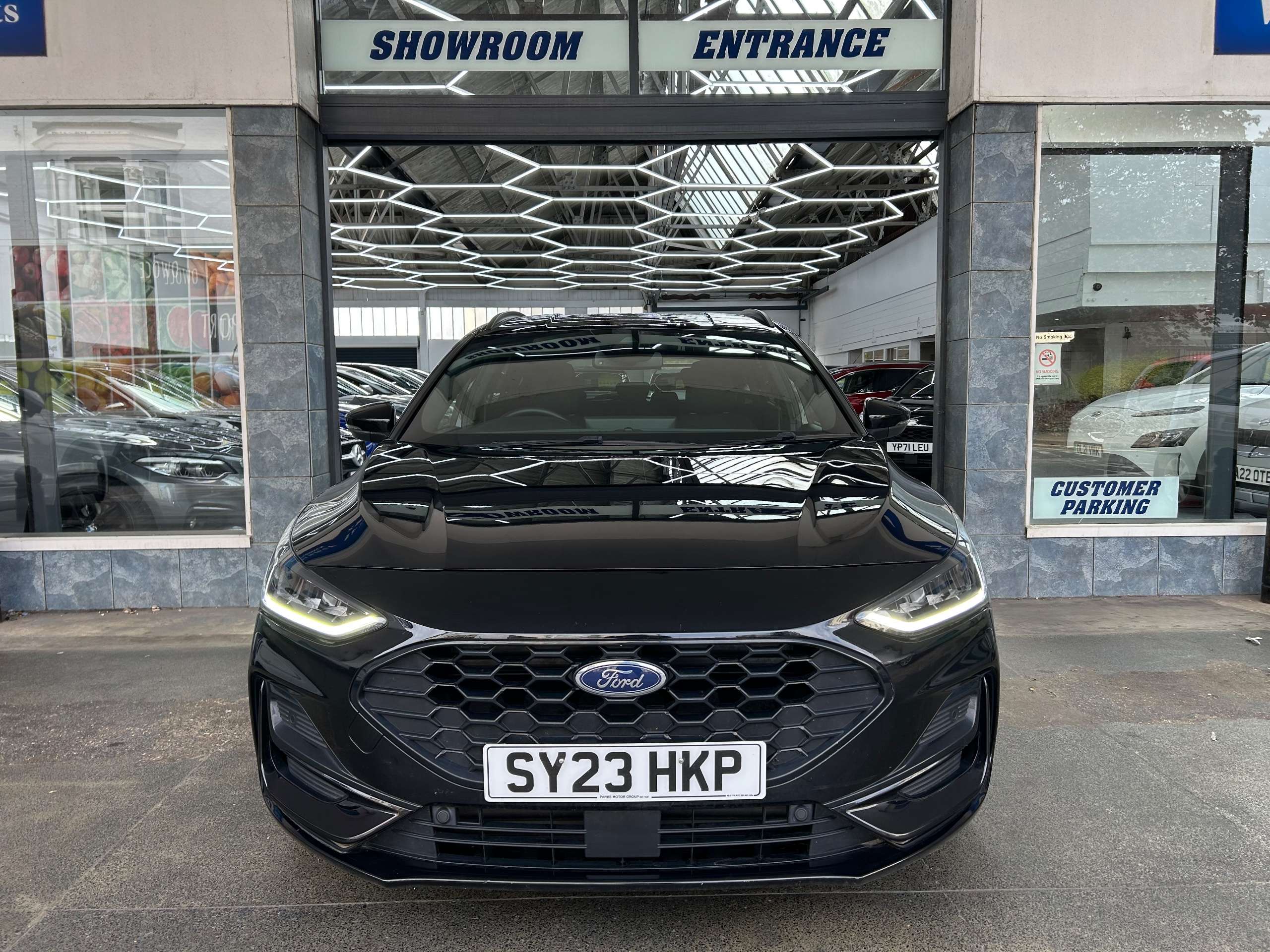 A 2023 FORD FOCUS 1.0T EcoBoost MHEV ST-Line Estate Petrol Hybrid DCT Euro 6 (s/s) (125 ps) 5dr A 2023 FORD FOCUS 1.0T EcoBoost MHEV ST-Line Estate Petrol Hybrid DCT Euro 6 (s/s) (125 ps) 5dr