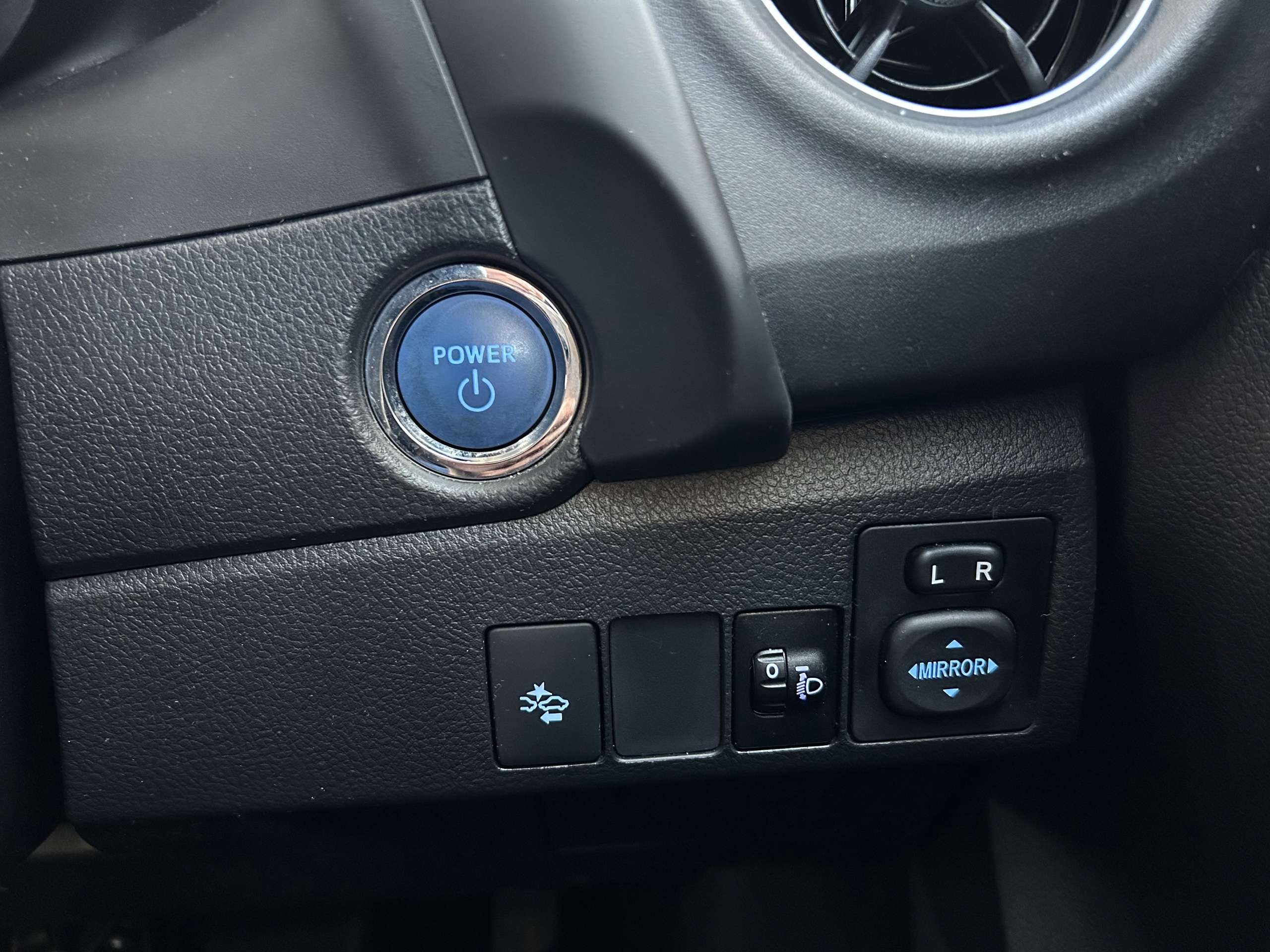 2017 TOYOTA AURIS 2017 TOYOTA AURIS