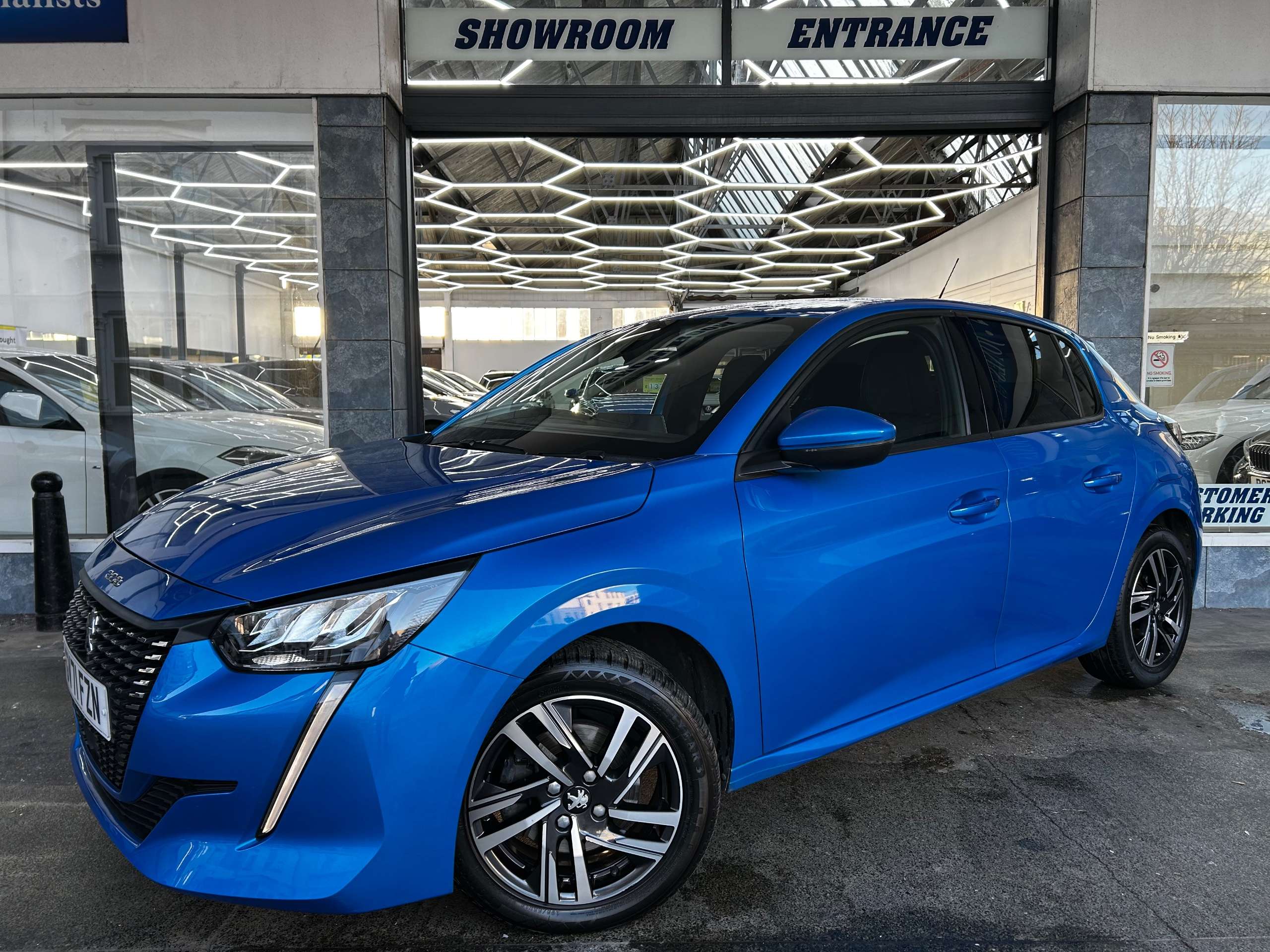 A 2021 PEUGEOT 208 1.2 PureTech Allure Premium Hatchback Petrol Manual Euro 6 (s/s) (100 ps) 5dr A 2021 PEUGEOT 208 1.2 PureTech Allure Premium Hatchback Petrol Manual Euro 6 (s/s) (100 ps) 5dr