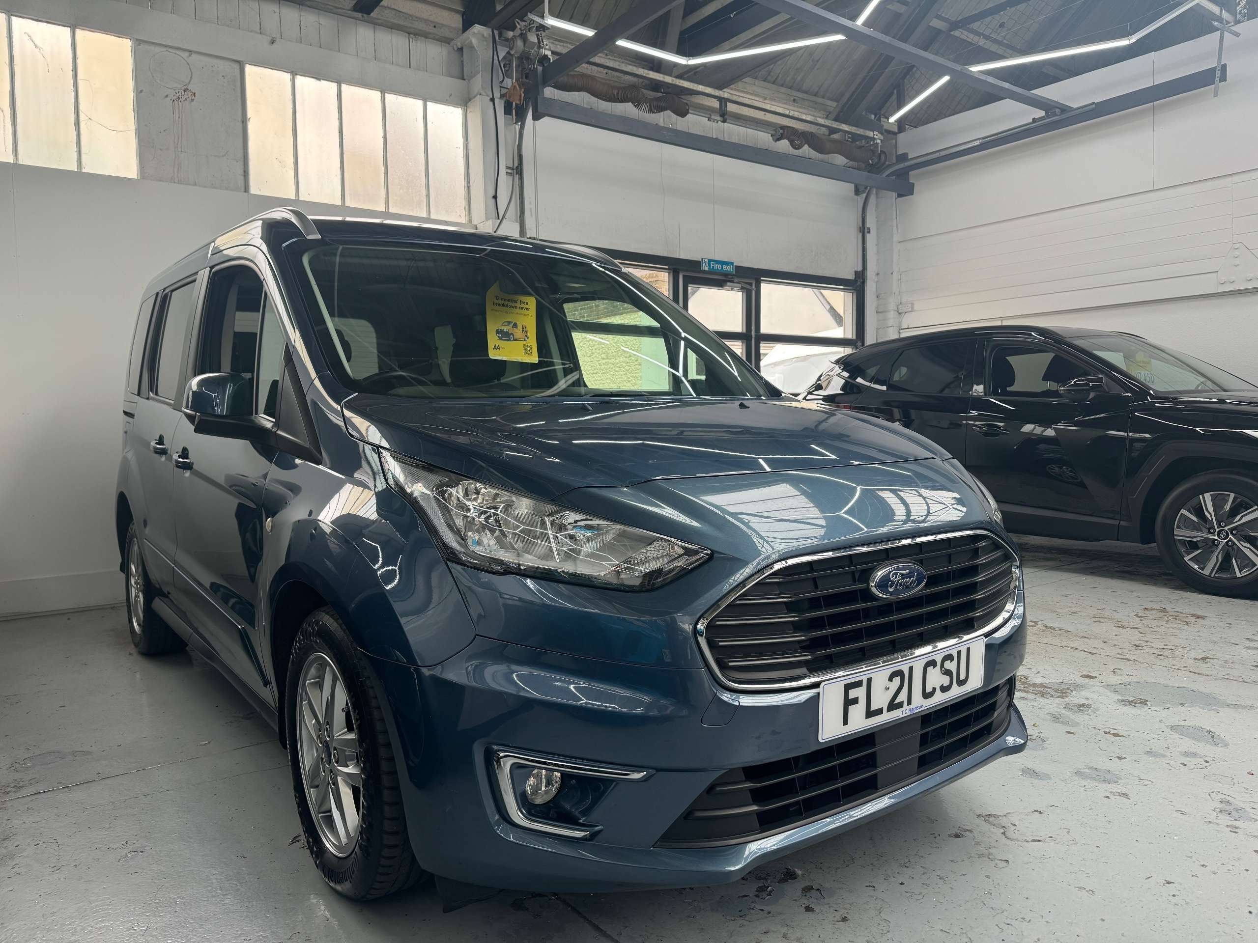 A 2021 FORD TOURNEO CONNECT 1.5 EcoBlue Titanium MPV Diesel Manual Euro 6 (s/s) (120 ps) 5dr A 2021 FORD TOURNEO CONNECT 1.5 EcoBlue Titanium MPV Diesel Manual Euro 6 (s/s) (120 ps) 5dr