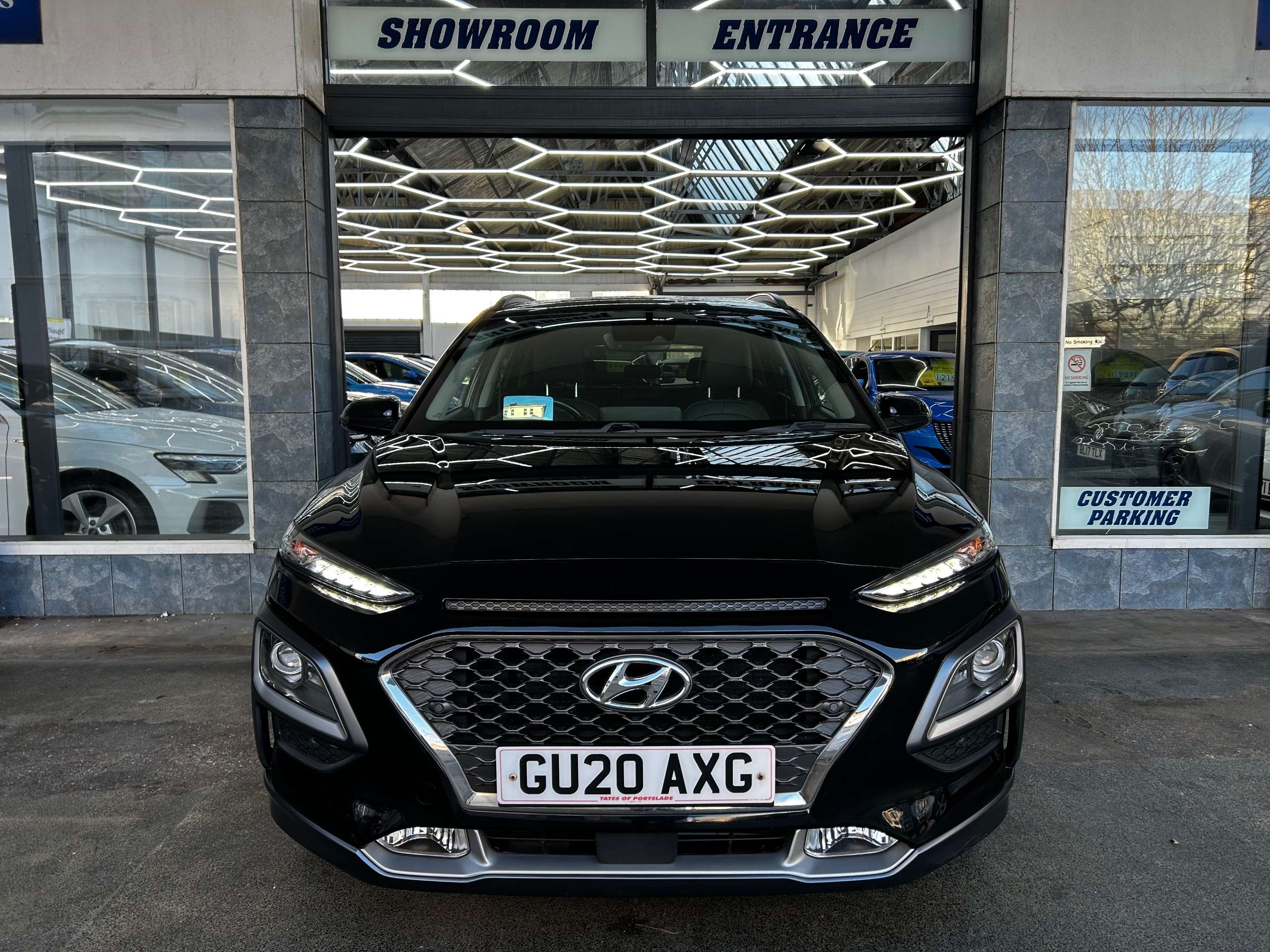 A 2020 HYUNDAI KONA 1.6 h-GDi Premium SE SUV Petrol Hybrid DCT Euro 6 (s/s) (141 ps) 5dr A 2020 HYUNDAI KONA 1.6 h-GDi Premium SE SUV Petrol Hybrid DCT Euro 6 (s/s) (141 ps) 5dr