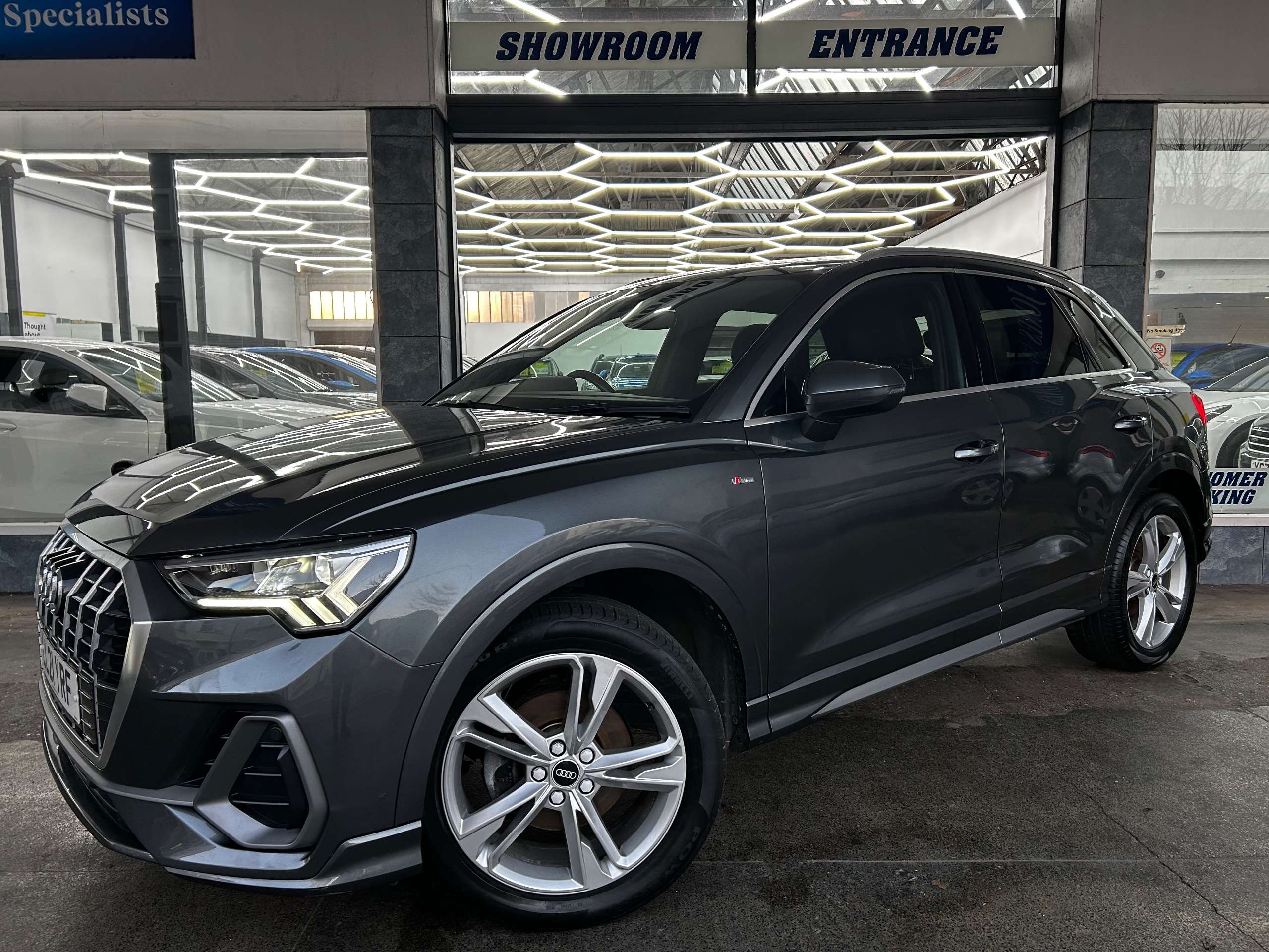 2021 AUDI Q3 2021 AUDI Q3