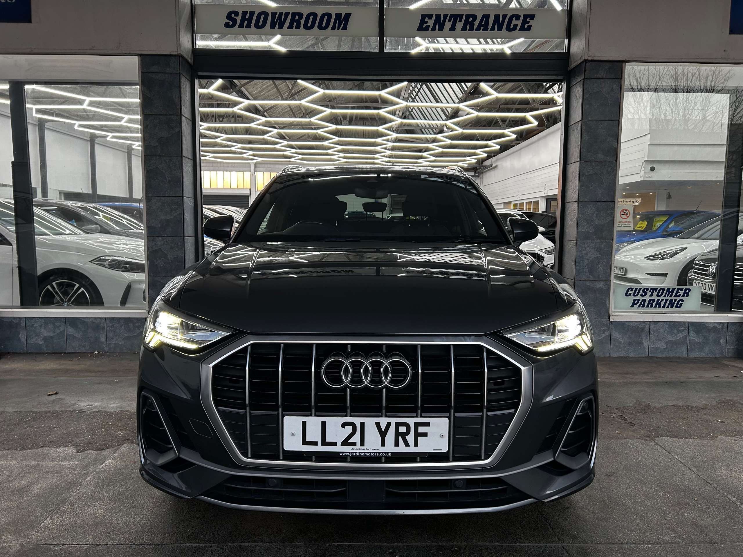 2021 AUDI Q3 2021 AUDI Q3