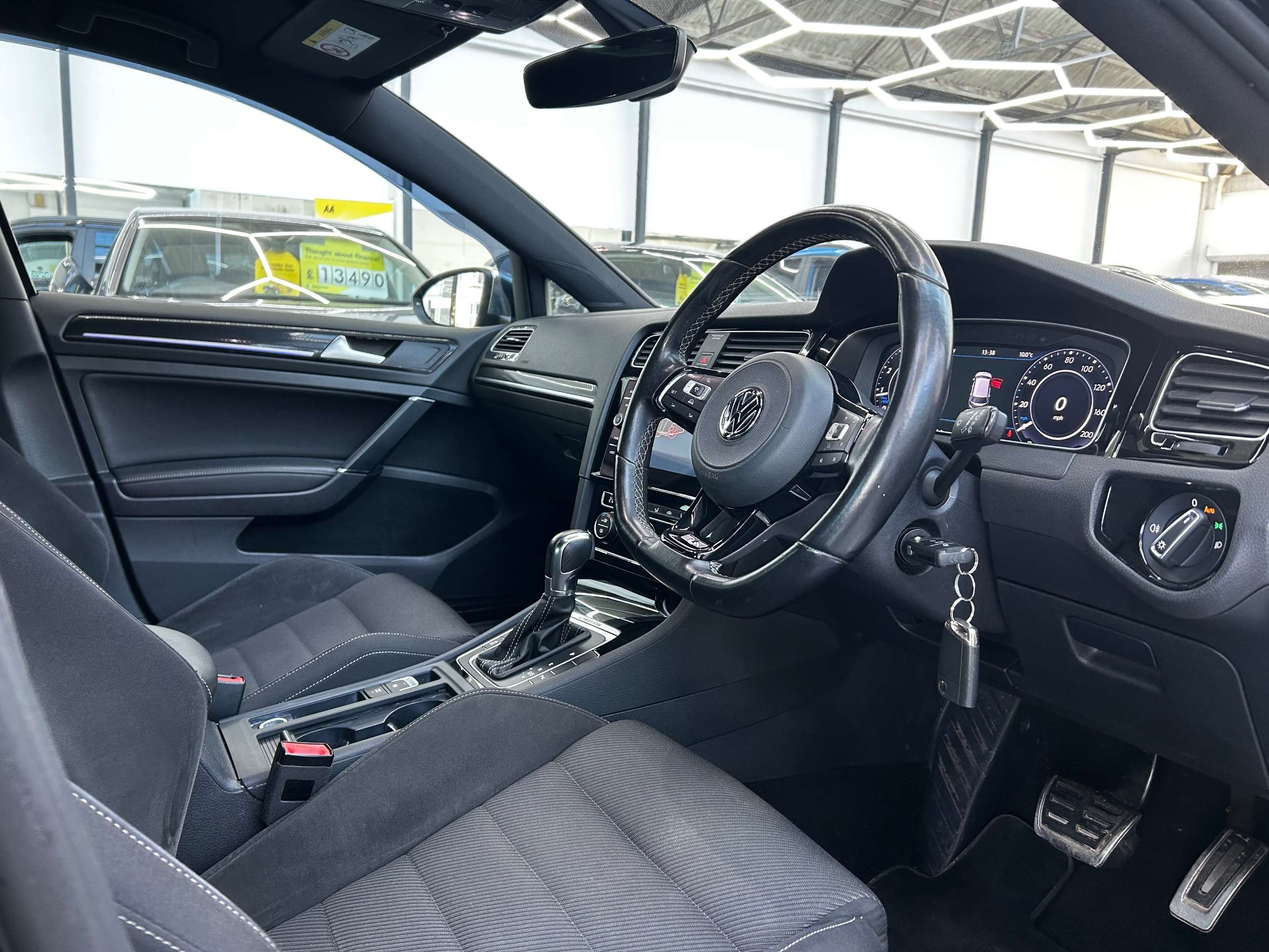 2017 VOLKSWAGEN GOLF 2017 VOLKSWAGEN GOLF