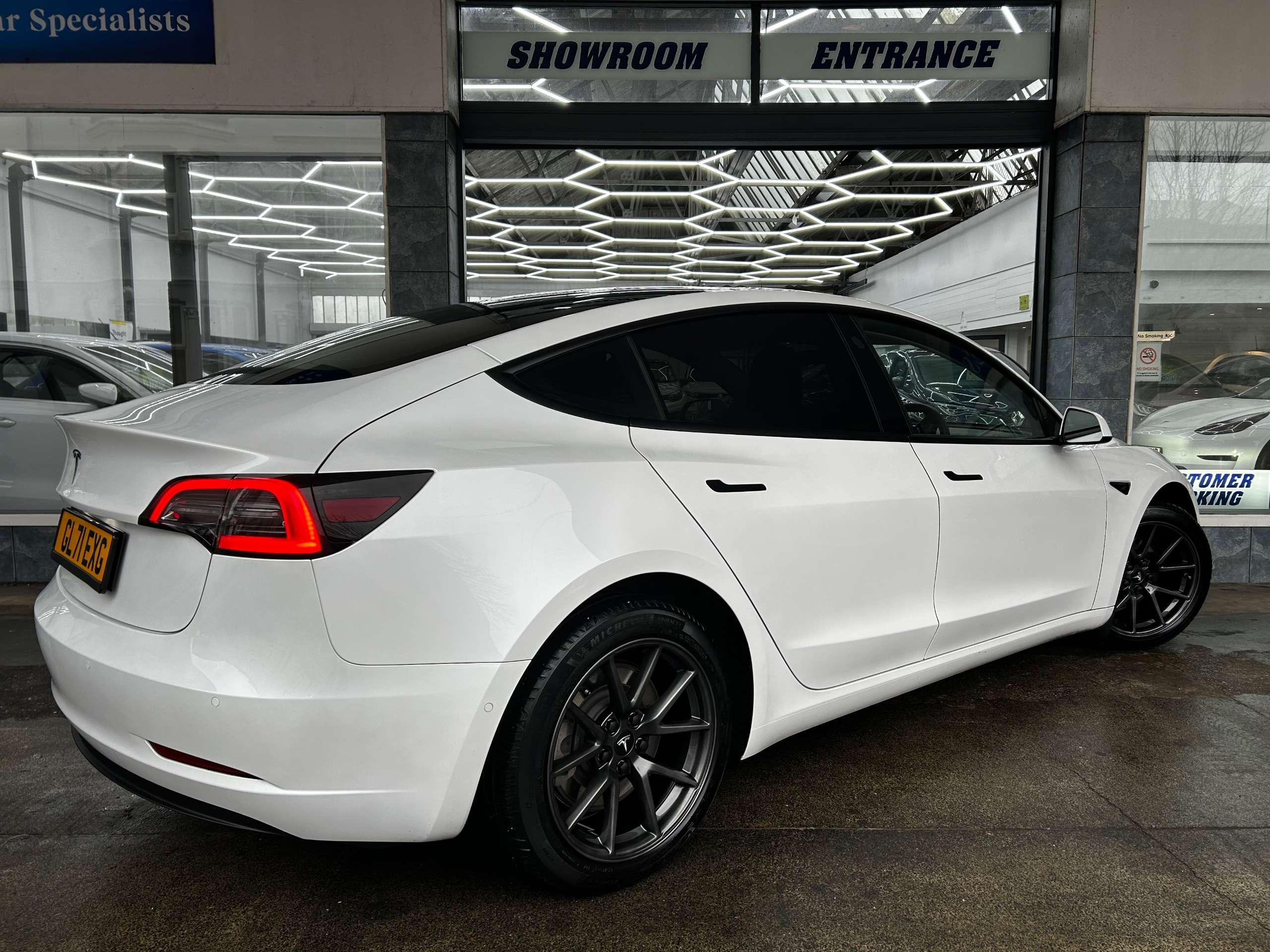 2021 TESLA MODEL 3 2021 TESLA MODEL 3