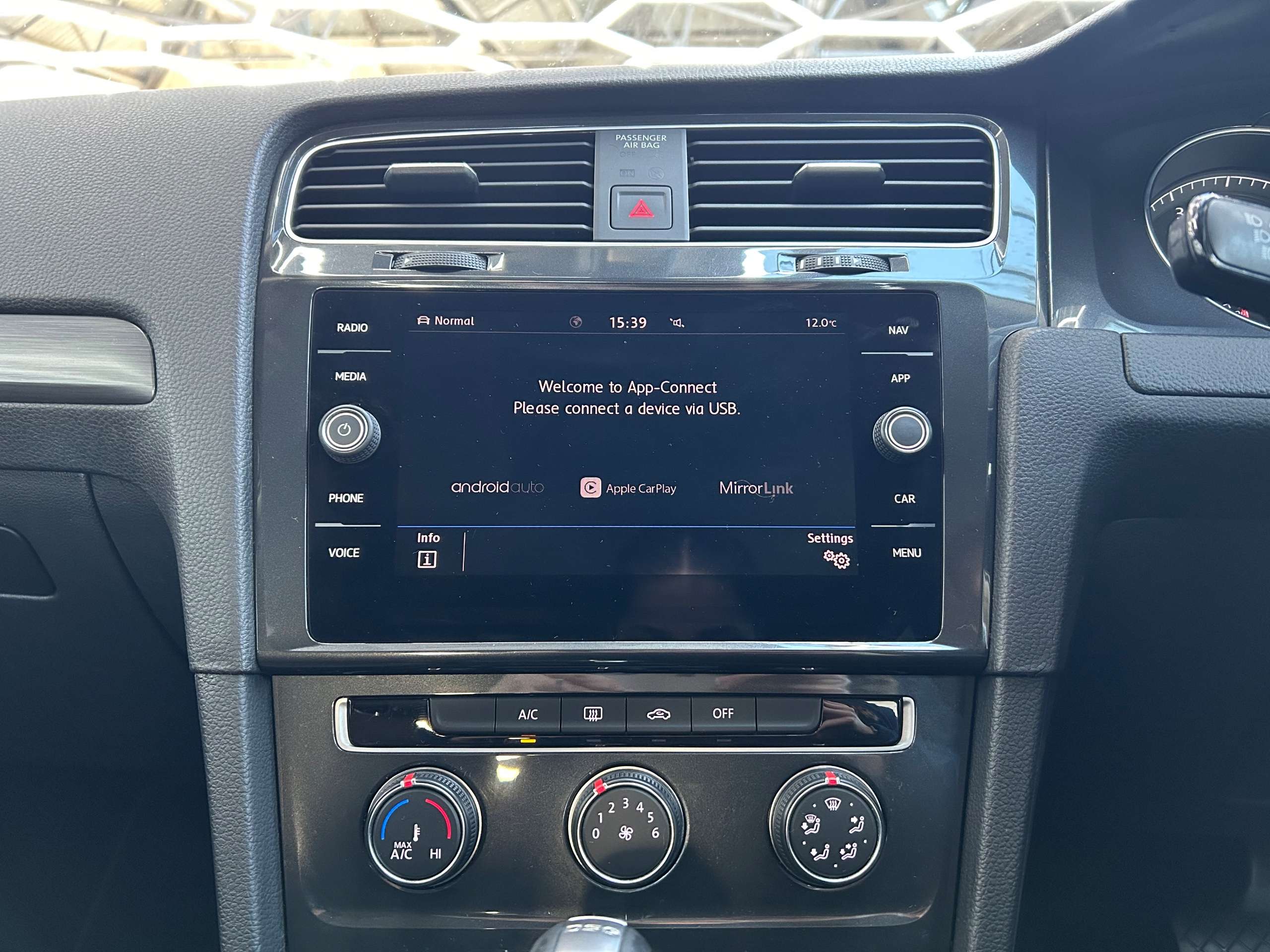 2018 VOLKSWAGEN GOLF 2018 VOLKSWAGEN GOLF