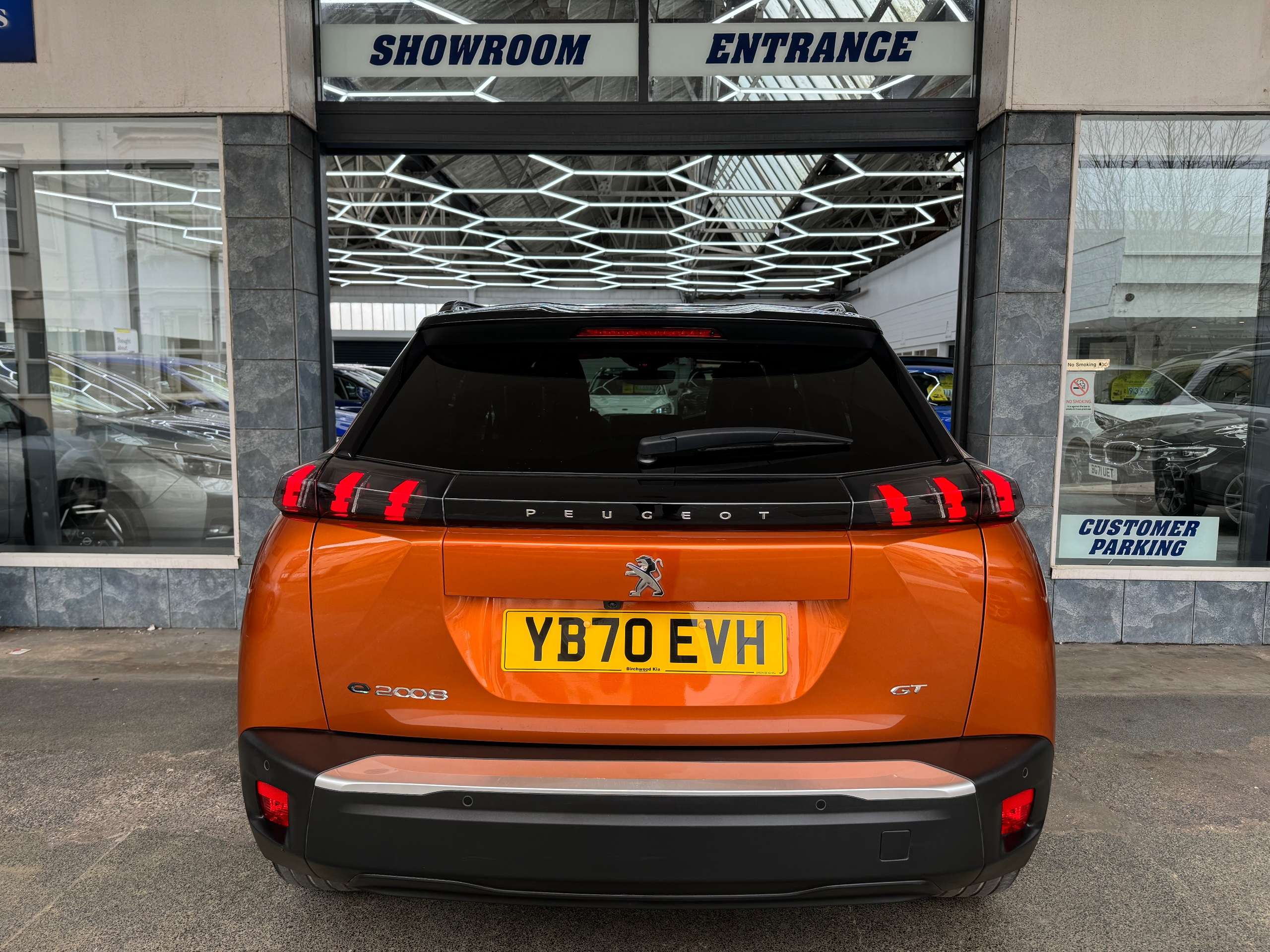 2021 PEUGEOT E-2008 2021 PEUGEOT E-2008