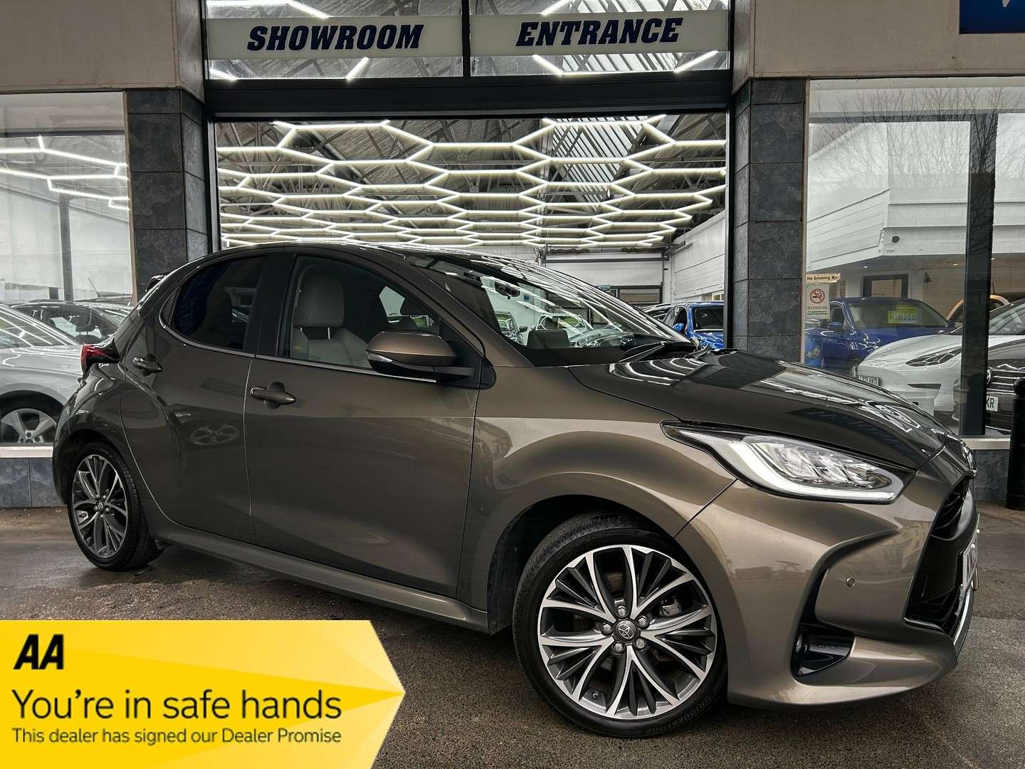 A 2023 TOYOTA YARIS 1.5 VVT-h Excel Hatchback Petrol Hybrid E-CVT Euro 6 (s/s) (116 ps) 5dr A 2023 TOYOTA YARIS 1.5 VVT-h Excel Hatchback Petrol Hybrid E-CVT Euro 6 (s/s) (116 ps) 5dr