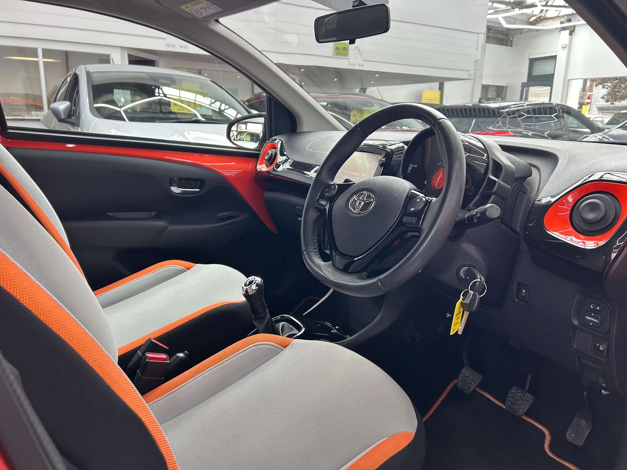 2015 TOYOTA AYGO 2015 TOYOTA AYGO