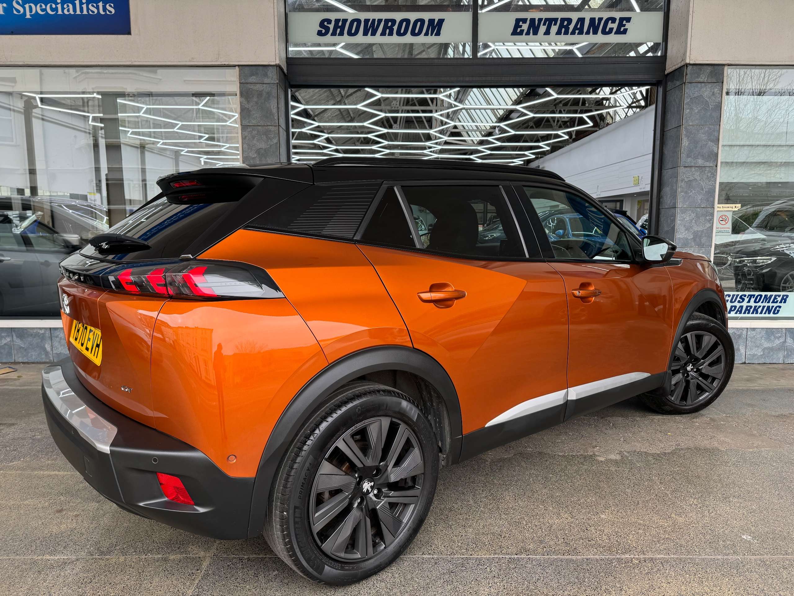 2021 PEUGEOT E-2008 2021 PEUGEOT E-2008