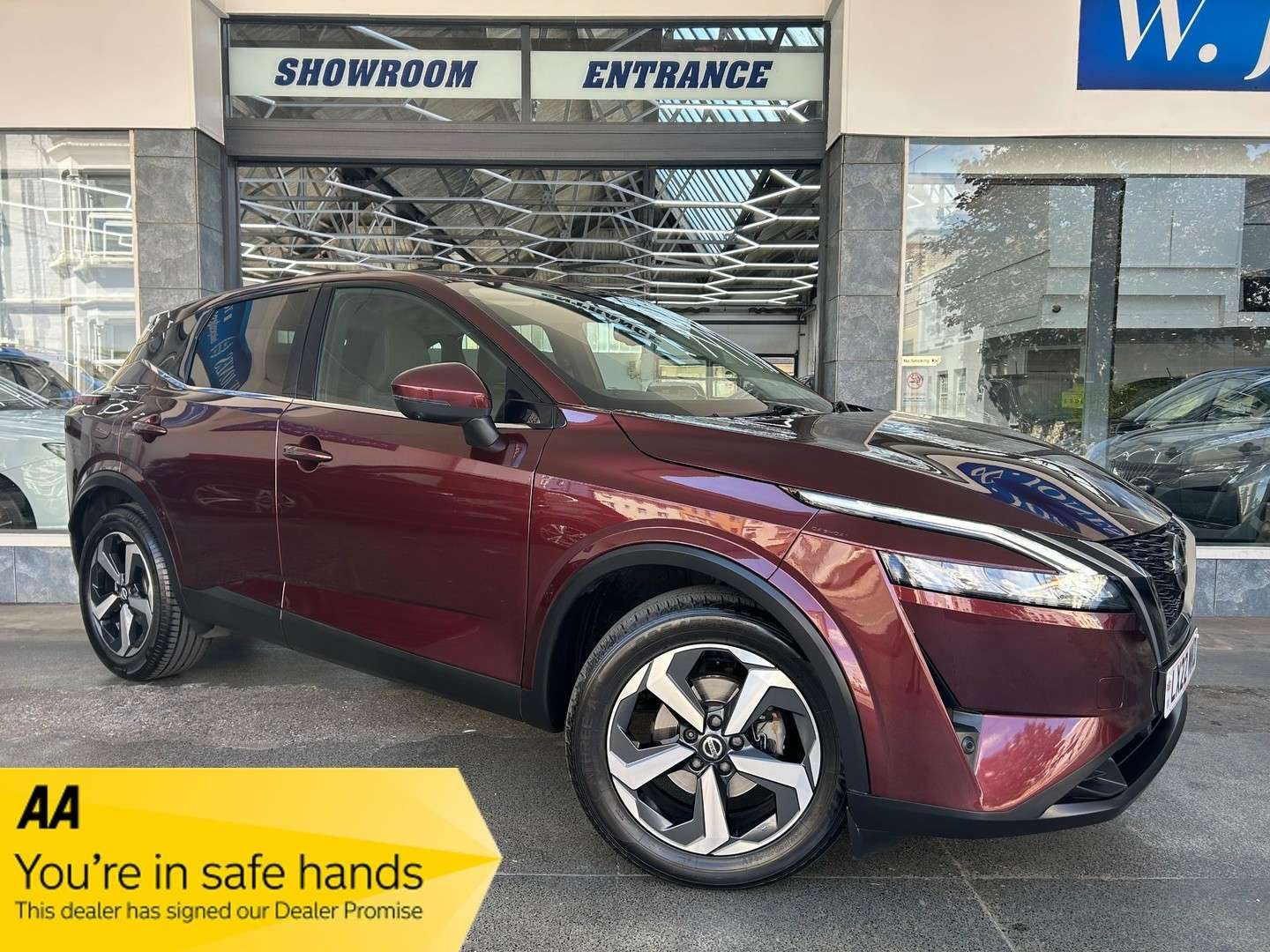 A 2022 NISSAN QASHQAI 1.3 DIG-T MHEV N-Connecta SUV Petrol Hybrid Manual Euro 6 (s/s) (140 ps) 5dr A 2022 NISSAN QASHQAI 1.3 DIG-T MHEV N-Connecta SUV Petrol Hybrid Manual Euro 6 (s/s) (140 ps) 5dr