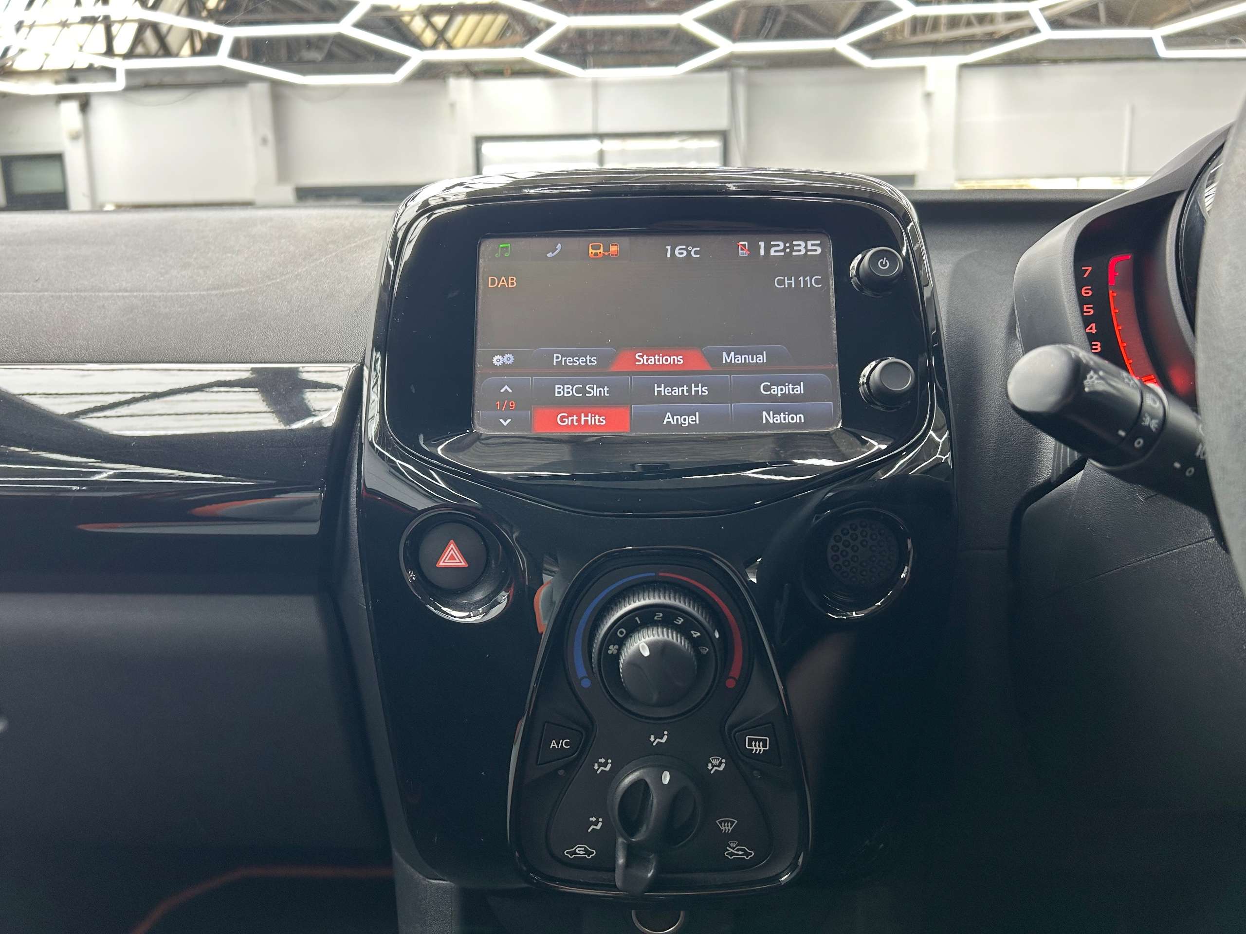 2015 TOYOTA AYGO 2015 TOYOTA AYGO