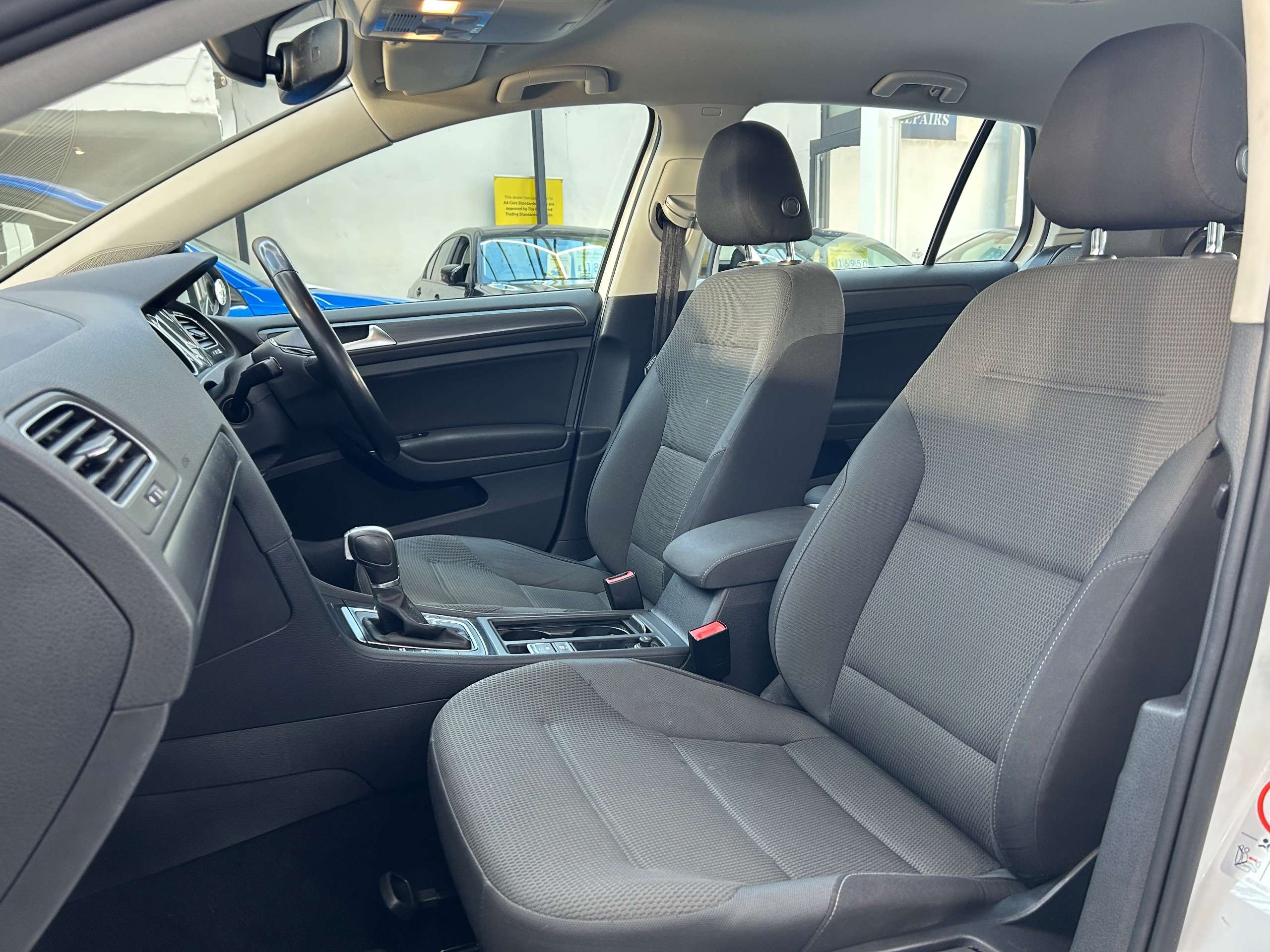 2018 VOLKSWAGEN GOLF 2018 VOLKSWAGEN GOLF