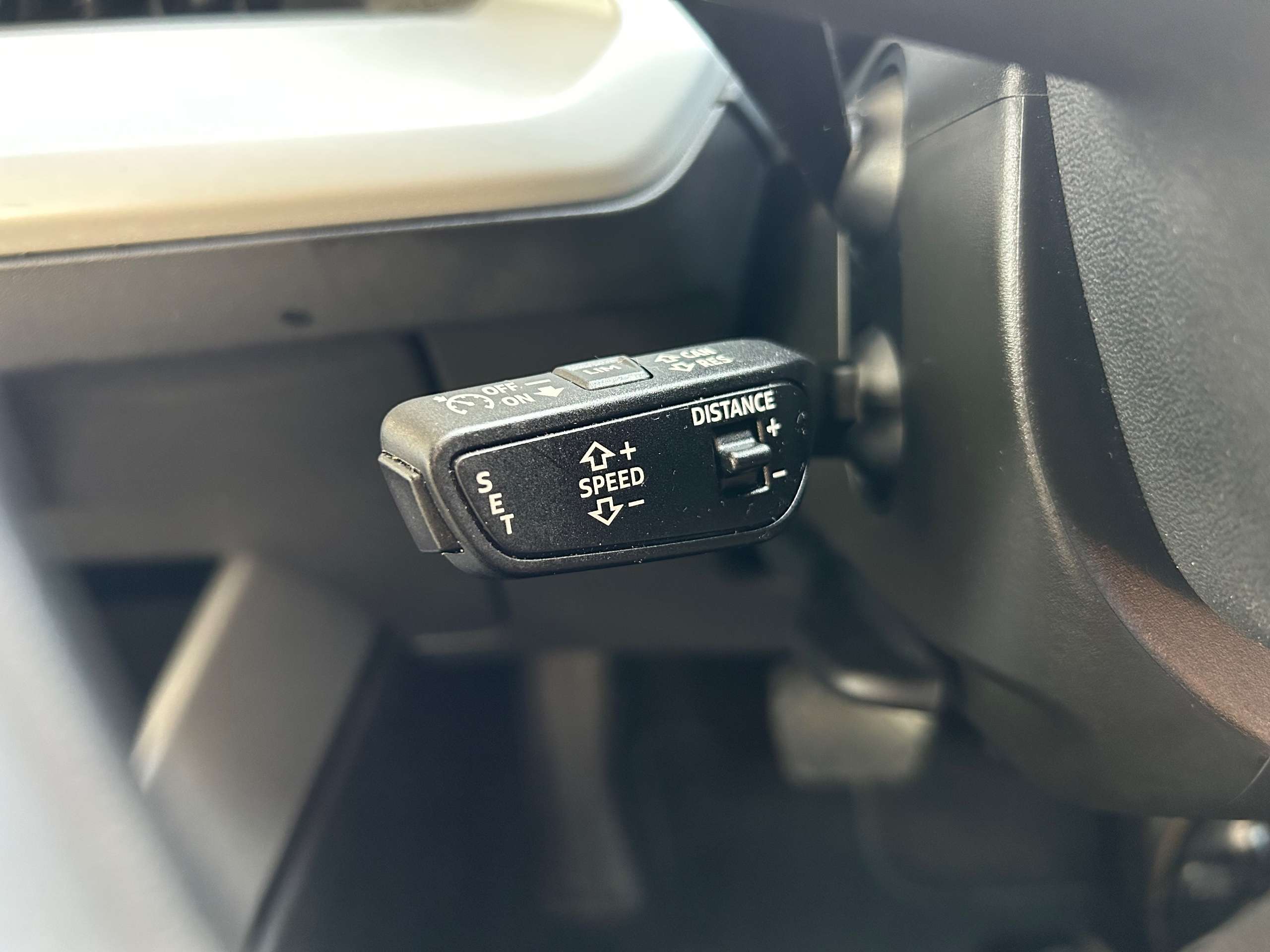 2022 AUDI Q4 E-TRON 2022 AUDI Q4 E-TRON