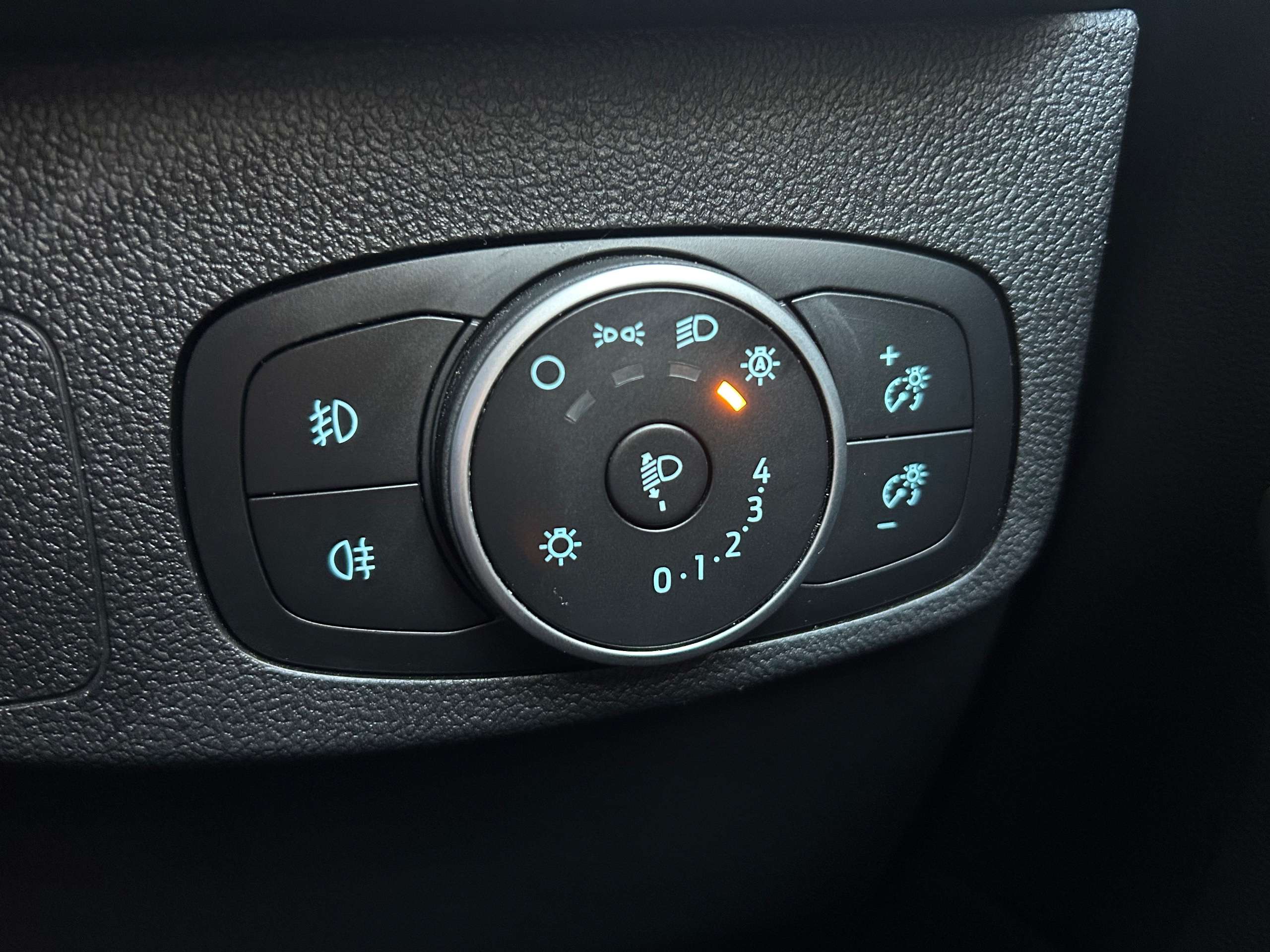 2021 FORD FOCUS 2021 FORD FOCUS