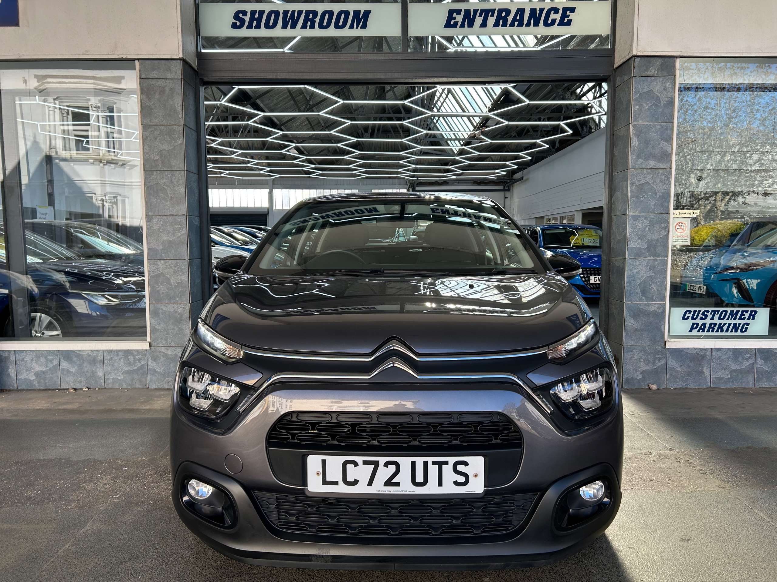 A 2022 CITROEN C3 1.2 PureTech Sense Hatchback Petrol Manual Euro 6 (s/s) (83 ps) 5dr A 2022 CITROEN C3 1.2 PureTech Sense Hatchback Petrol Manual Euro 6 (s/s) (83 ps) 5dr