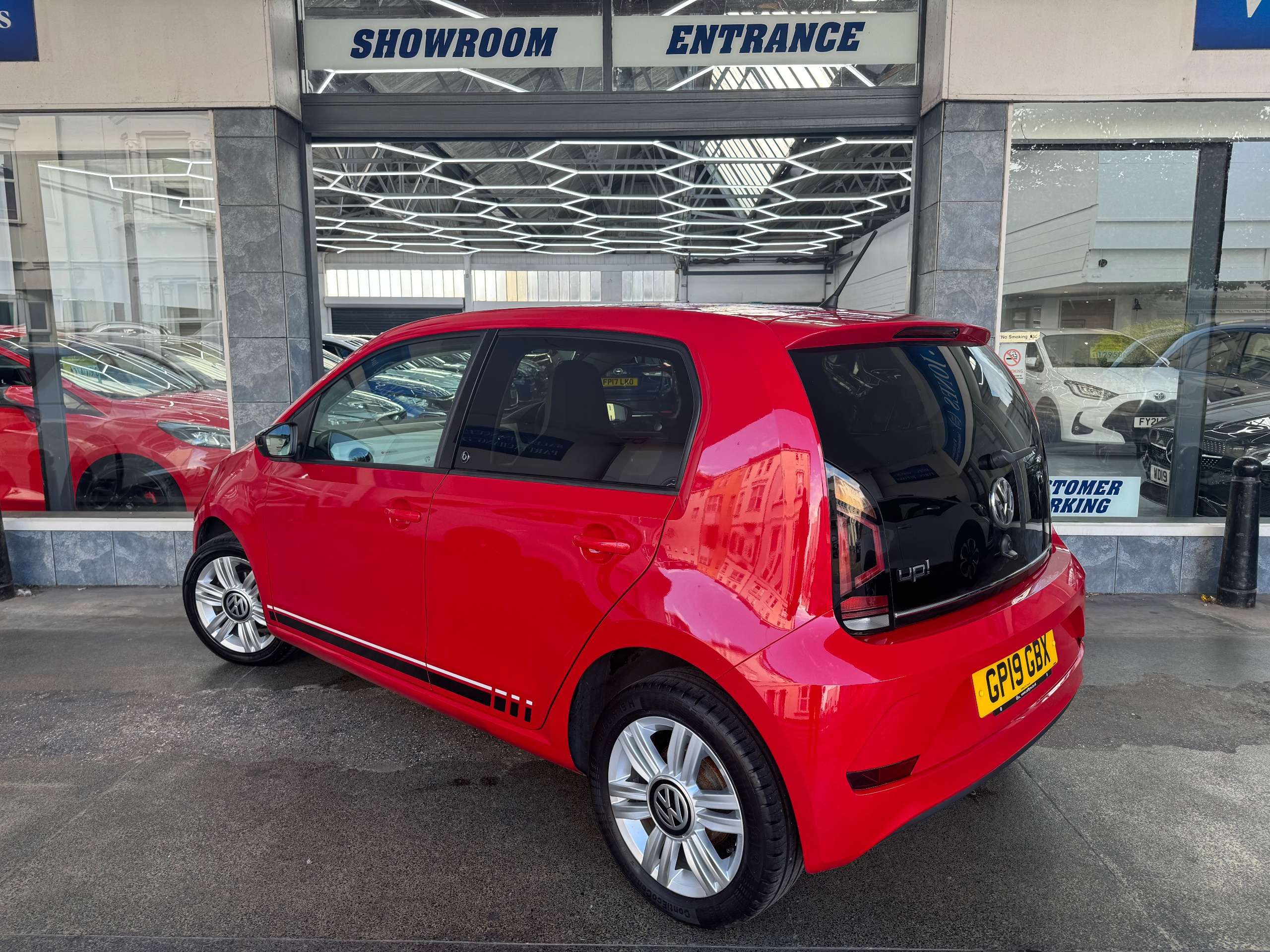 2019 VOLKSWAGEN UP! 2019 VOLKSWAGEN UP!