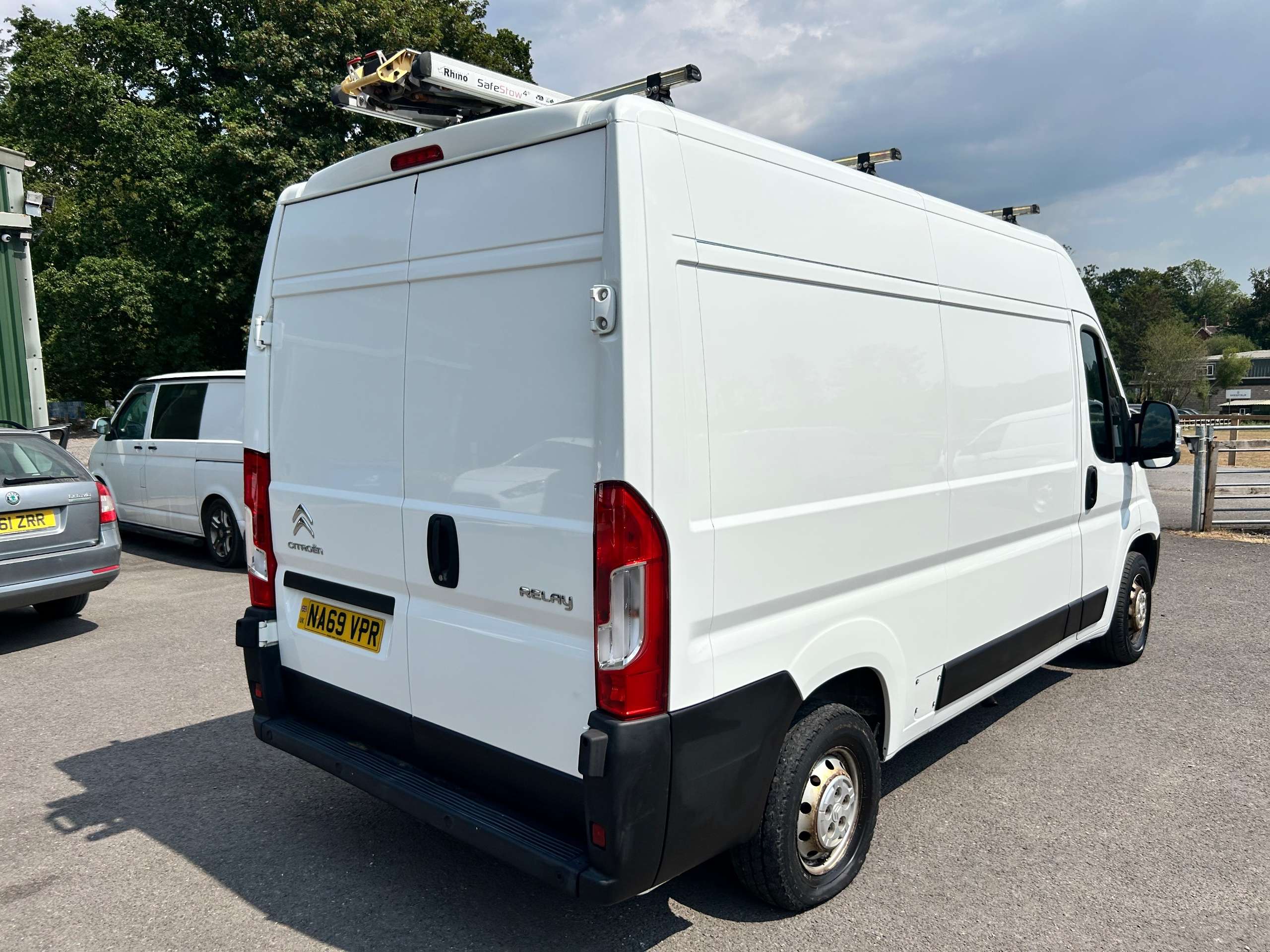 A 2020 CITROEN RELAY 2.2 BlueHDi 35 X Panel Van 5dr Diesel Manual L2 High Roof Euro 6 (s/s) (140 ps) A 2020 CITROEN RELAY 2.2 BlueHDi 35 X Panel Van 5dr Diesel Manual L2 High Roof Euro 6 (s/s) (140 ps)