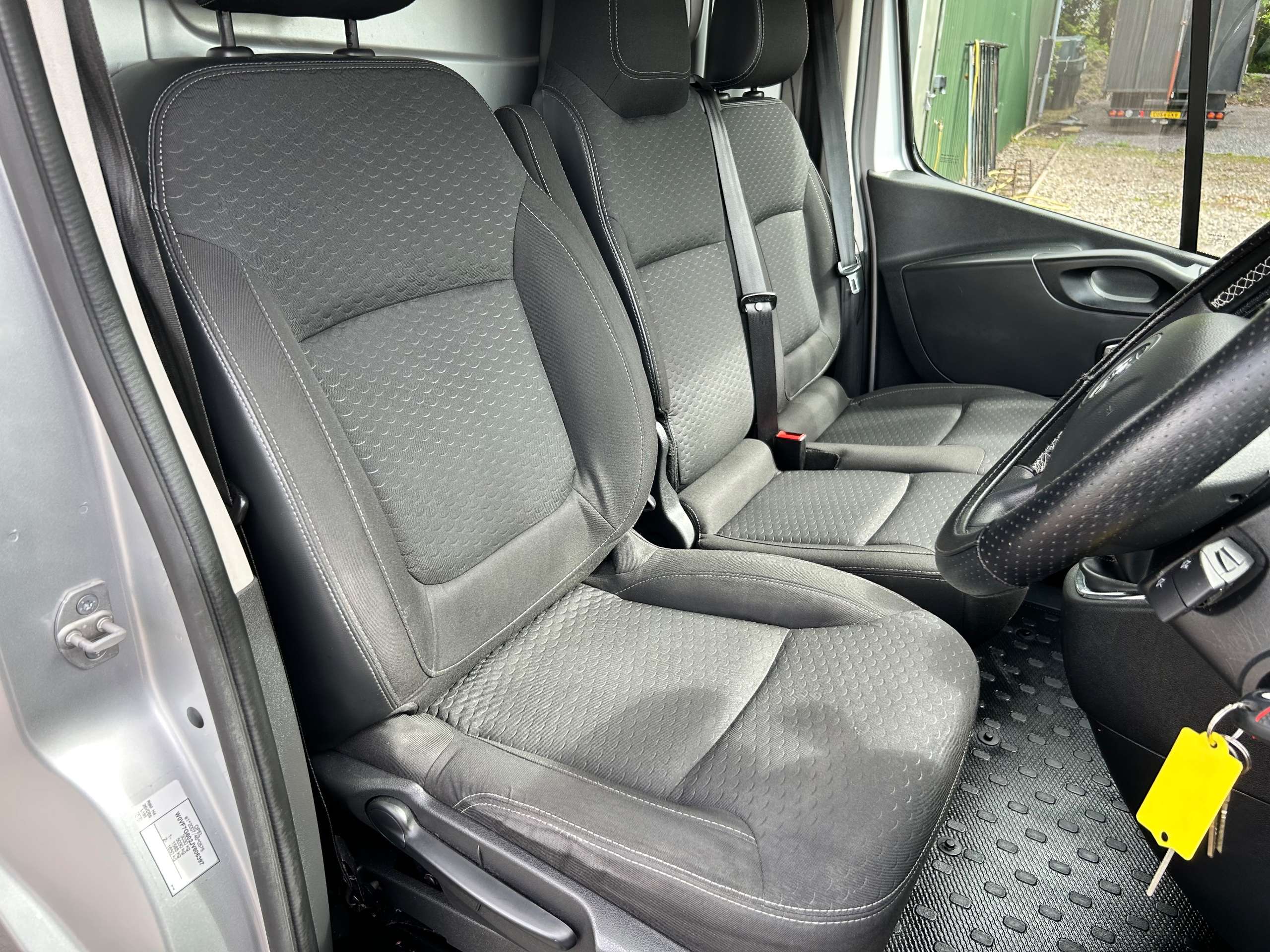 2017 VAUXHALL VIVARO 2017 VAUXHALL VIVARO