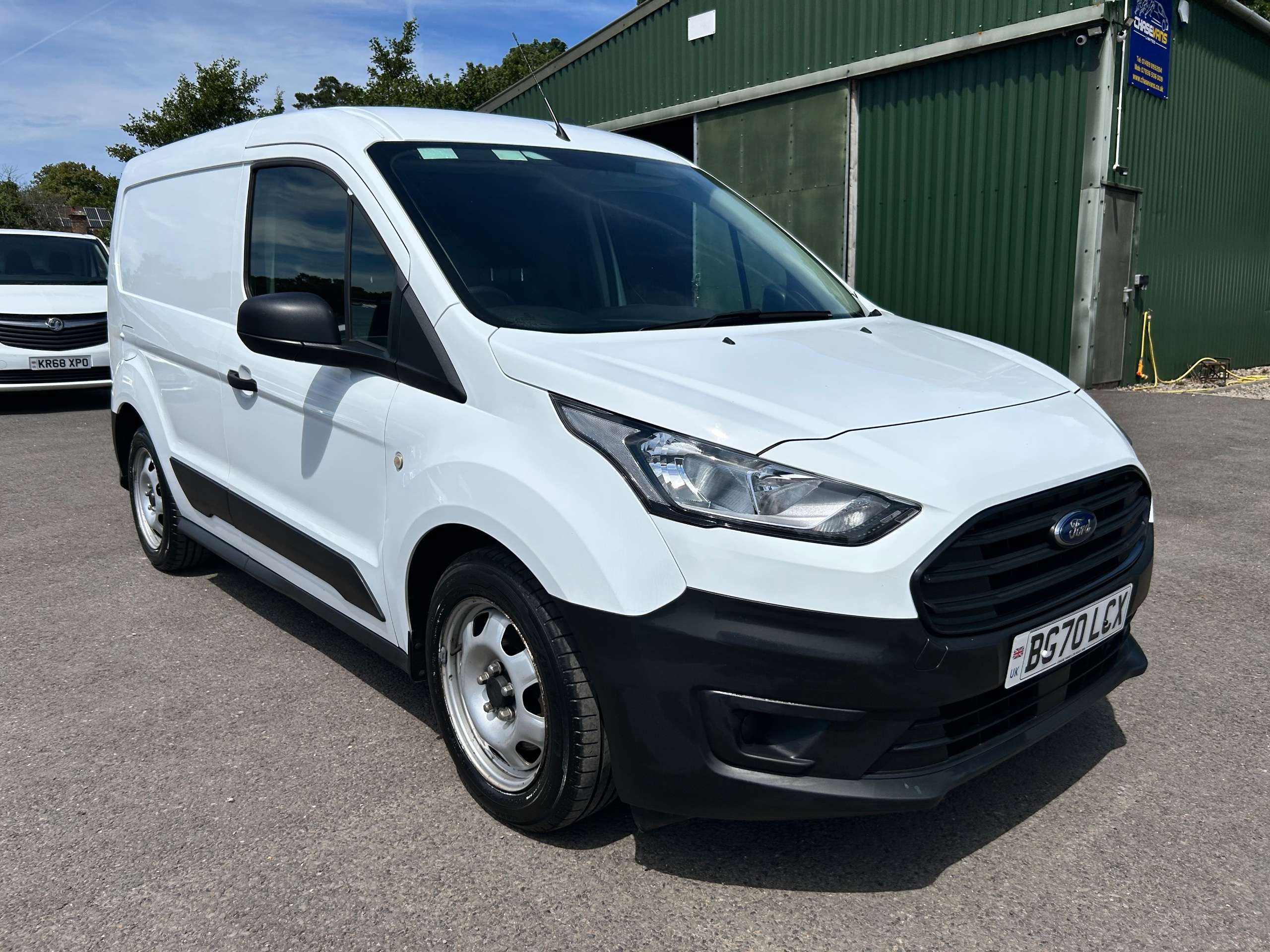 A 2020 FORD TRANSIT CONNECT 1.5 220 EcoBlue Leader Panel Van 5dr Diesel Manual L1 Euro 6 (s/s) (75 ps) A 2020 FORD TRANSIT CONNECT 1.5 220 EcoBlue Leader Panel Van 5dr Diesel Manual L1 Euro 6 (s/s) (75 ps)