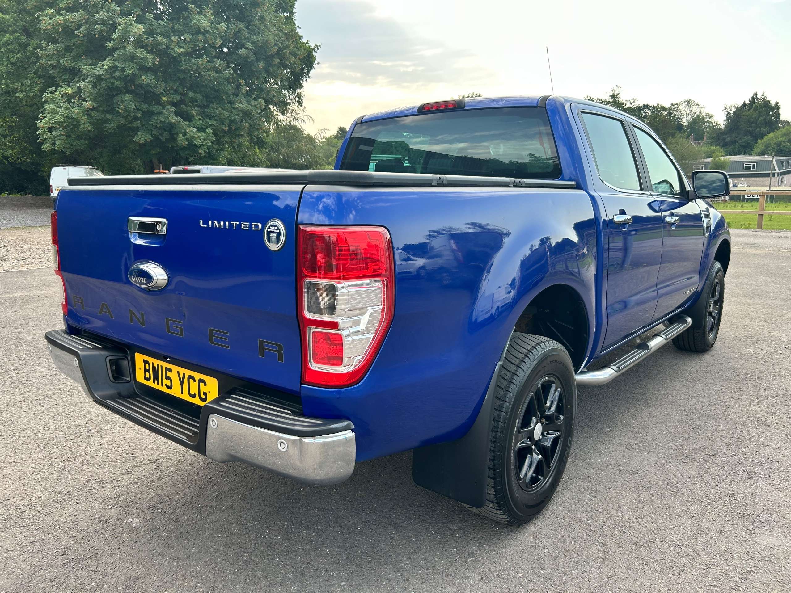 A 2015 FORD RANGER 2.2 TDCi Limited 1 Super Pickup Extended Cab 4dr Diesel Manual 4WD Euro 5 (150 ps) A 2015 FORD RANGER 2.2 TDCi Limited 1 Super Pickup Extended Cab 4dr Diesel Manual 4WD Euro 5 (150 ps)