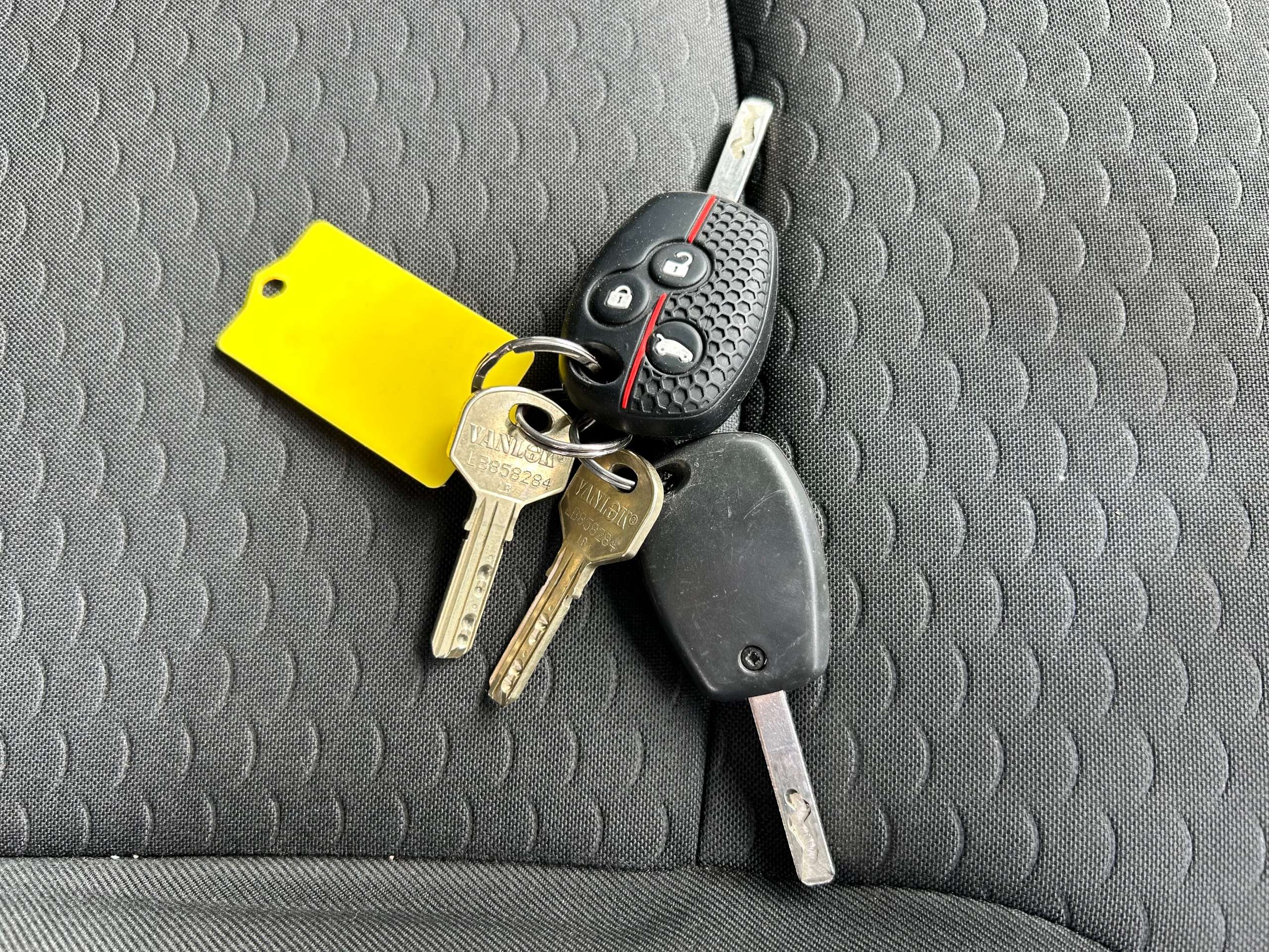 2017 VAUXHALL VIVARO 2017 VAUXHALL VIVARO