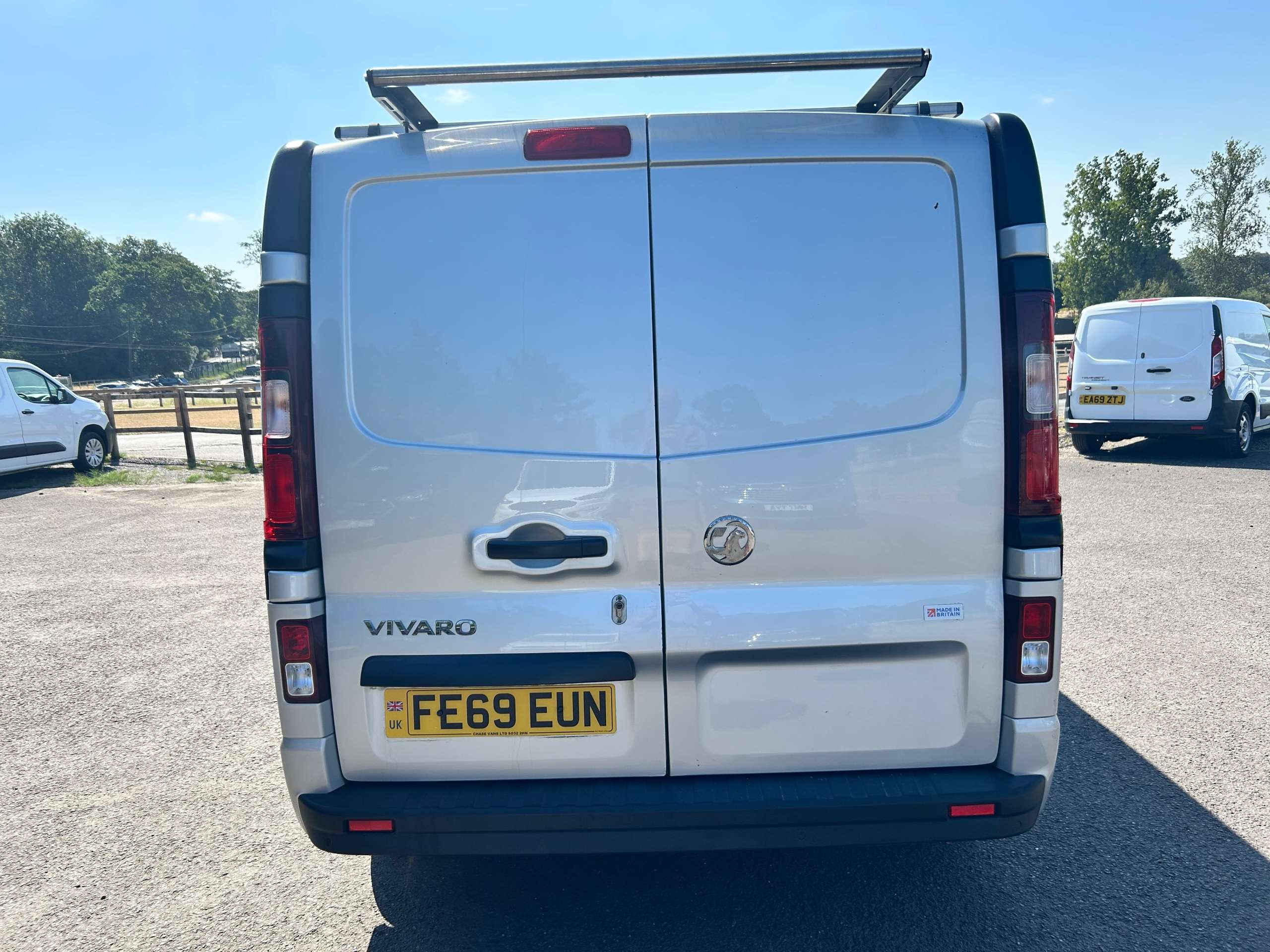A 2019 VAUXHALL VIVARO 1.6 CDTi 2900 Sportive Panel Van 5dr Diesel Manual L1 H1 Euro 6 (120 ps) A 2019 VAUXHALL VIVARO 1.6 CDTi 2900 Sportive Panel Van 5dr Diesel Manual L1 H1 Euro 6 (120 ps)
