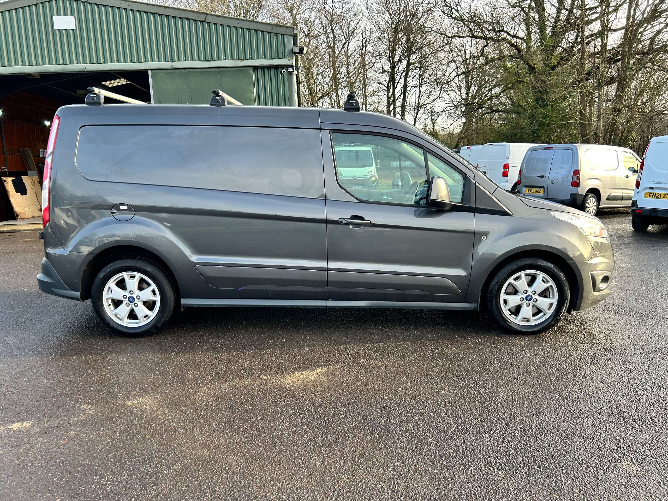 A 2016 FORD TRANSIT CONNECT 1.6 TDCi 240 Limited Panel Van 5dr Diesel Manual L2 H1 (128 g/km, 113 bhp) A 2016 FORD TRANSIT CONNECT 1.6 TDCi 240 Limited Panel Van 5dr Diesel Manual L2 H1 (128 g/km, 113 bhp)