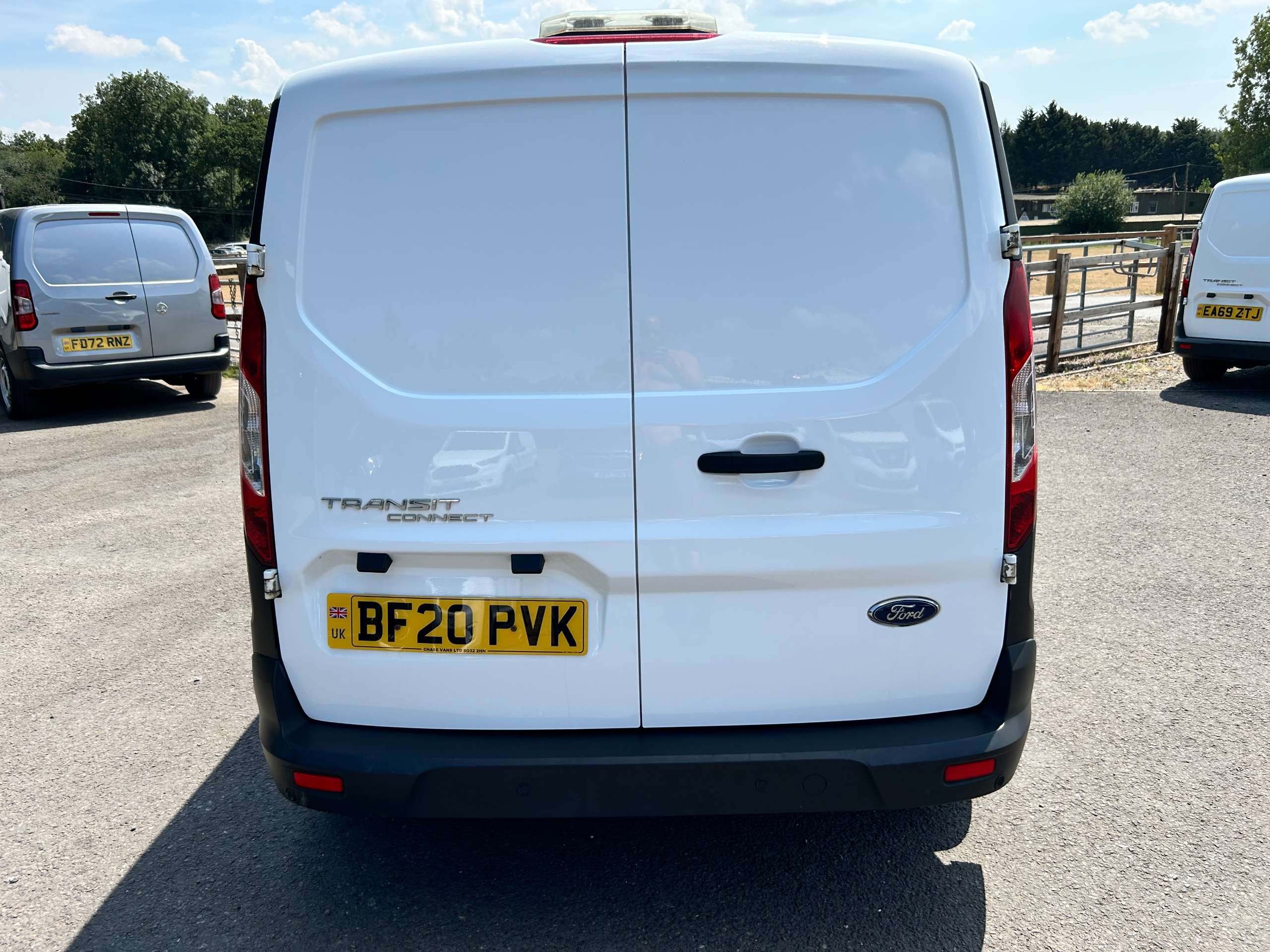 A 2020 FORD TRANSIT CONNECT 1.5 220 EcoBlue Leader Panel Van 5dr Diesel Manual L1 Euro 6 (s/s) (100 ps) A 2020 FORD TRANSIT CONNECT 1.5 220 EcoBlue Leader Panel Van 5dr Diesel Manual L1 Euro 6 (s/s) (100 ps)