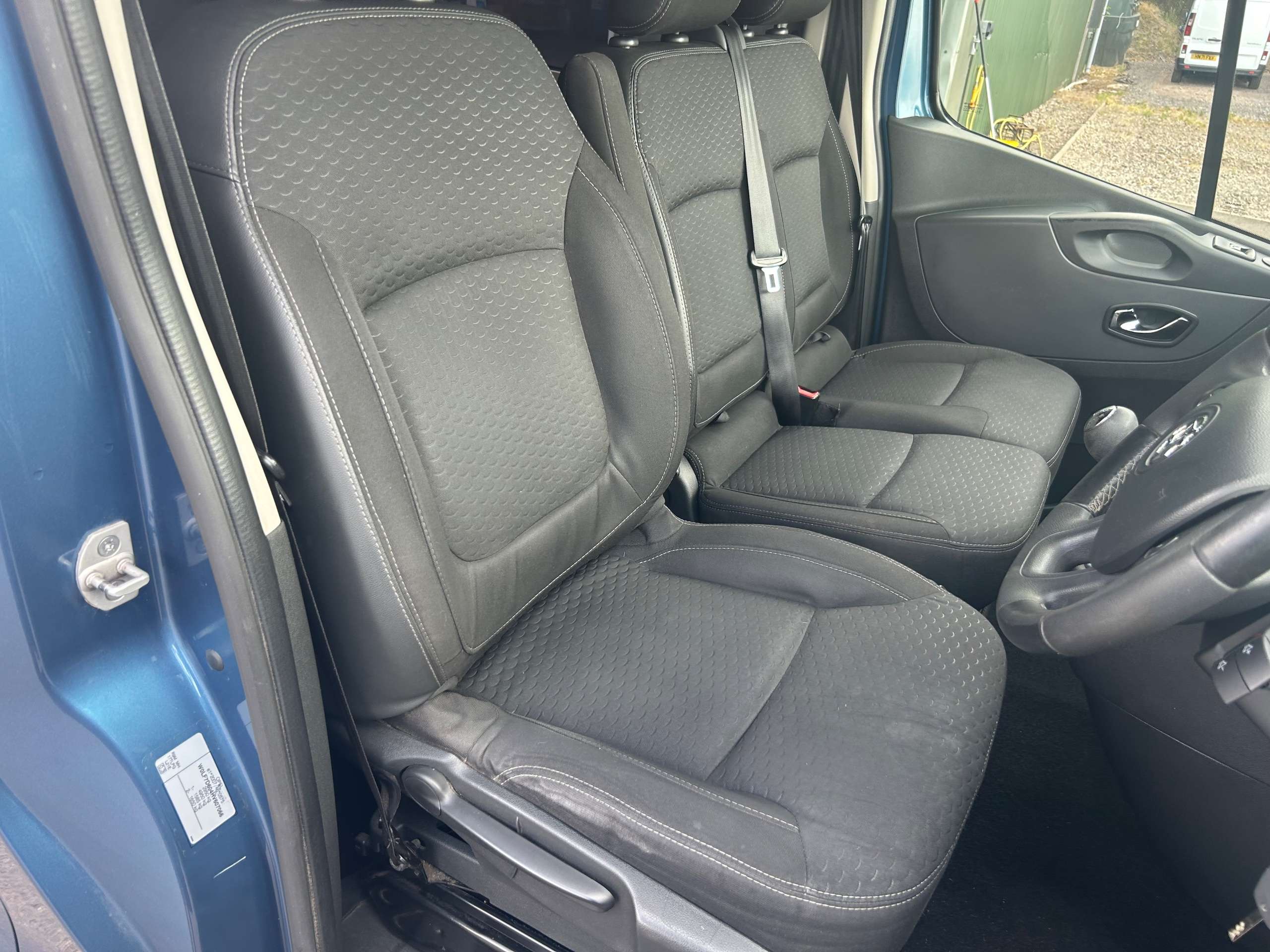 2017 VAUXHALL VIVARO 2017 VAUXHALL VIVARO