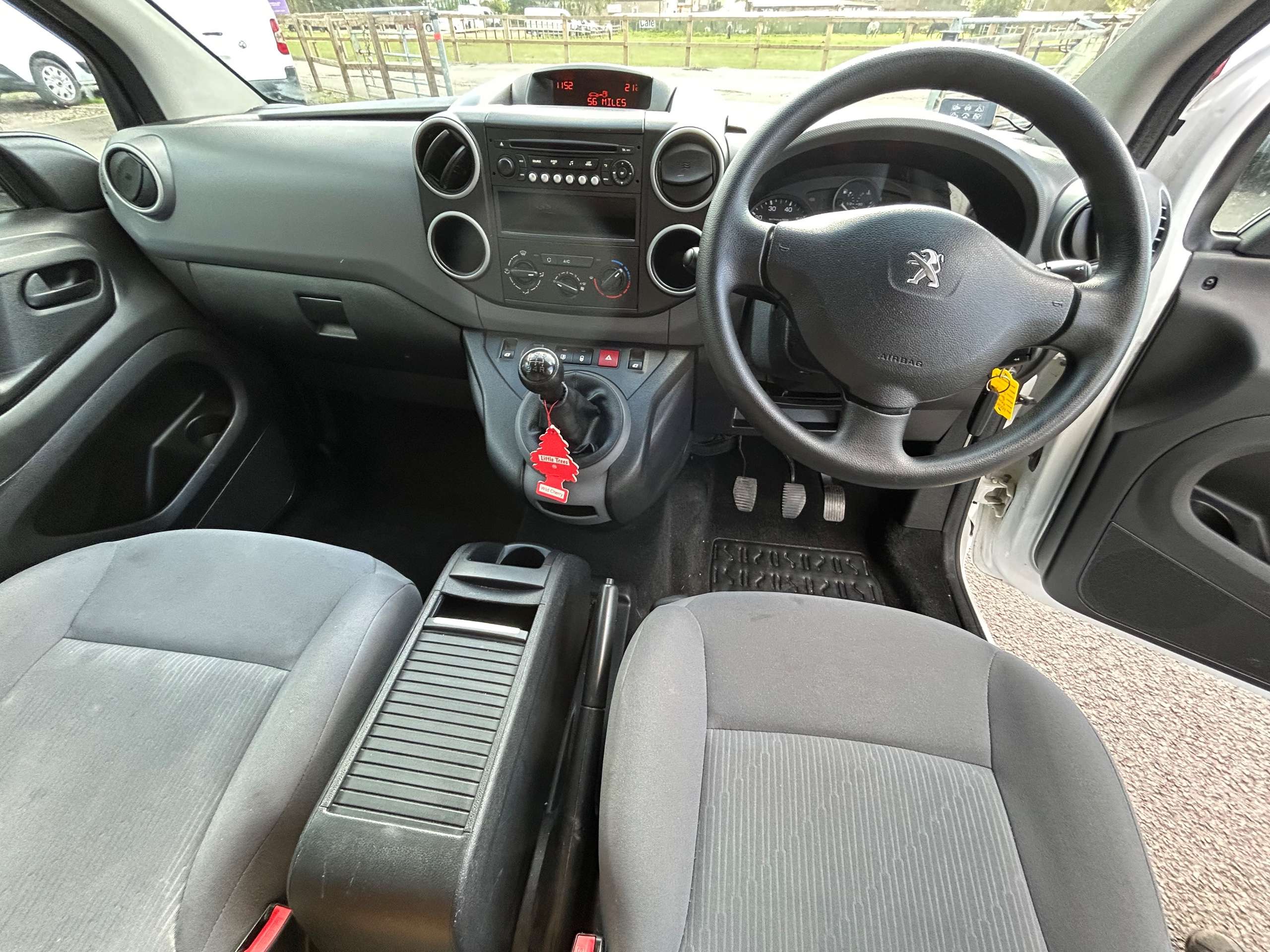 2016 PEUGEOT PARTNER 2016 PEUGEOT PARTNER