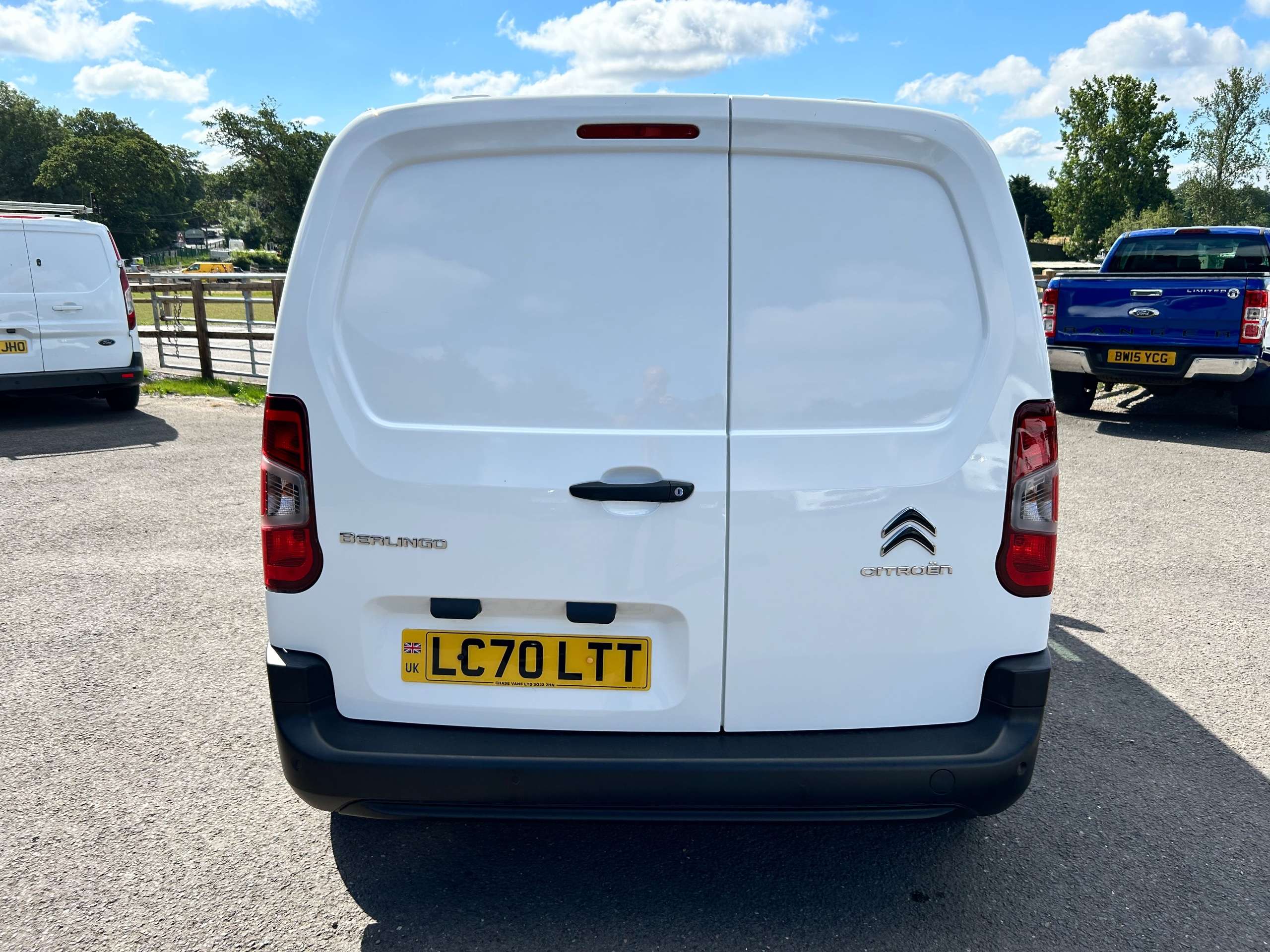 A 2020 CITROEN BERLINGO 1.5 BlueHDi 650 Enterprise M Panel Van 5dr Diesel Manual SWB Euro 6 (s/s) (75 ps) A 2020 CITROEN BERLINGO 1.5 BlueHDi 650 Enterprise M Panel Van 5dr Diesel Manual SWB Euro 6 (s/s) (75 ps)