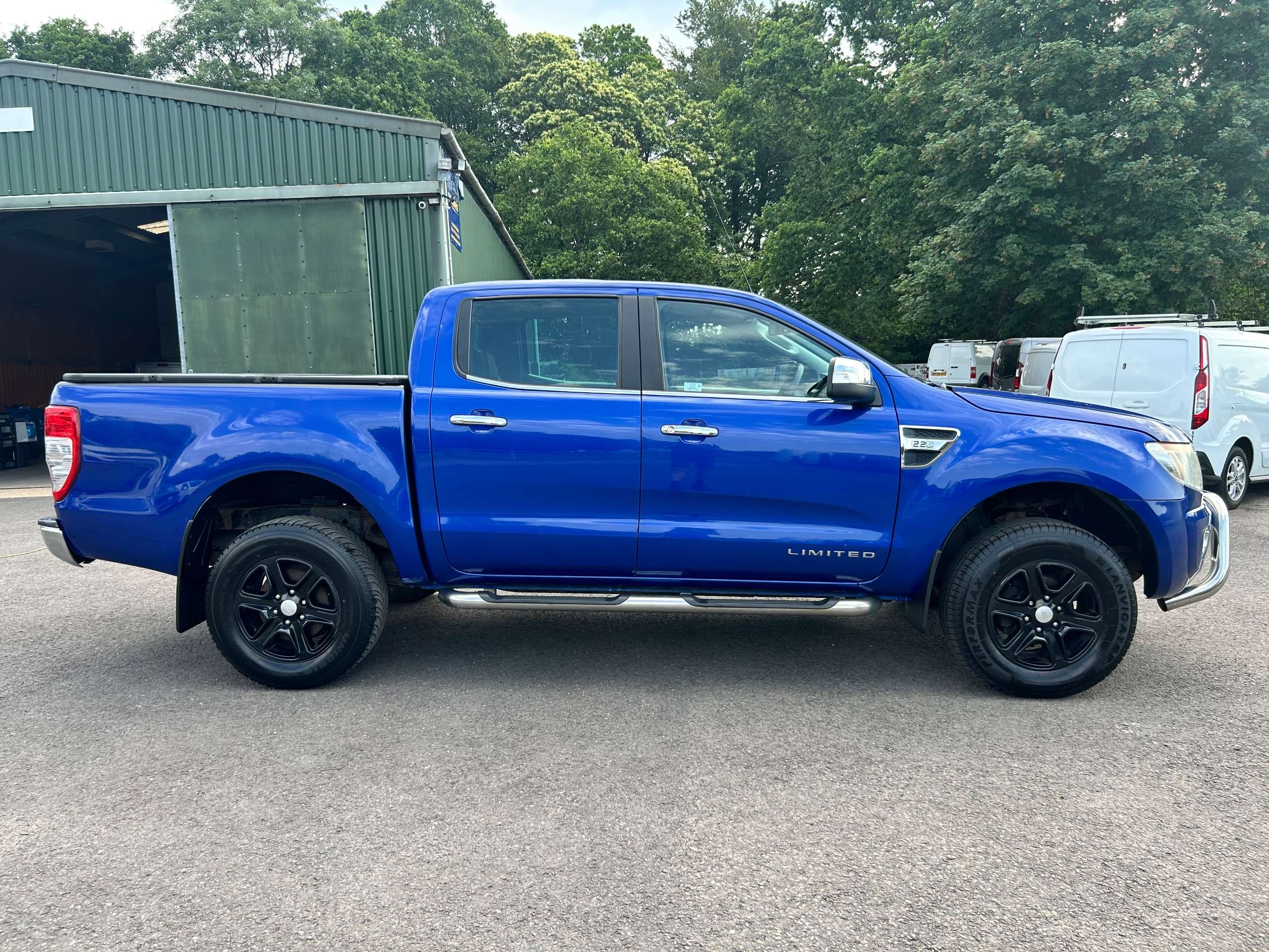 A 2015 FORD RANGER 2.2 TDCi Limited 1 Super Pickup Extended Cab 4dr Diesel Manual 4WD Euro 5 (150 ps) A 2015 FORD RANGER 2.2 TDCi Limited 1 Super Pickup Extended Cab 4dr Diesel Manual 4WD Euro 5 (150 ps)