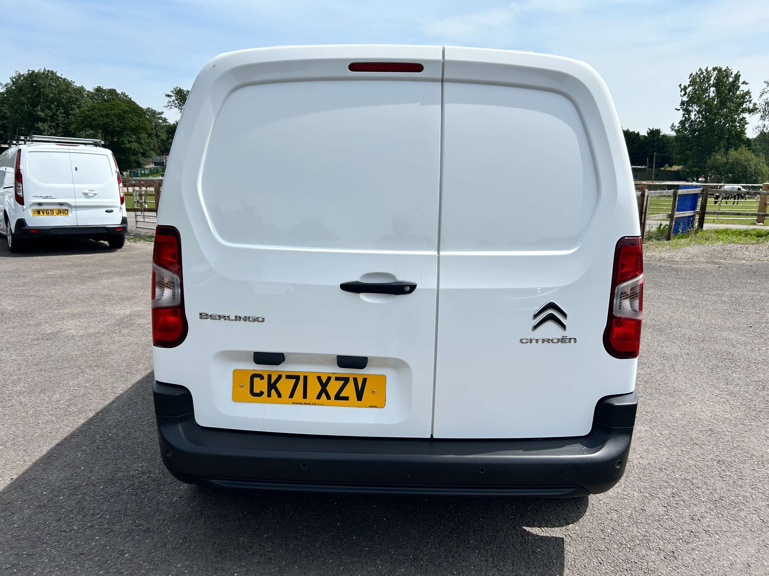 A 2021 CITROEN BERLINGO 1.5 BlueHDi 650 Enterprise M Pro Panel Van 5dr Diesel Manual SWB Euro 6 (75 ps) A 2021 CITROEN BERLINGO 1.5 BlueHDi 650 Enterprise M Pro Panel Van 5dr Diesel Manual SWB Euro 6 (75 ps)