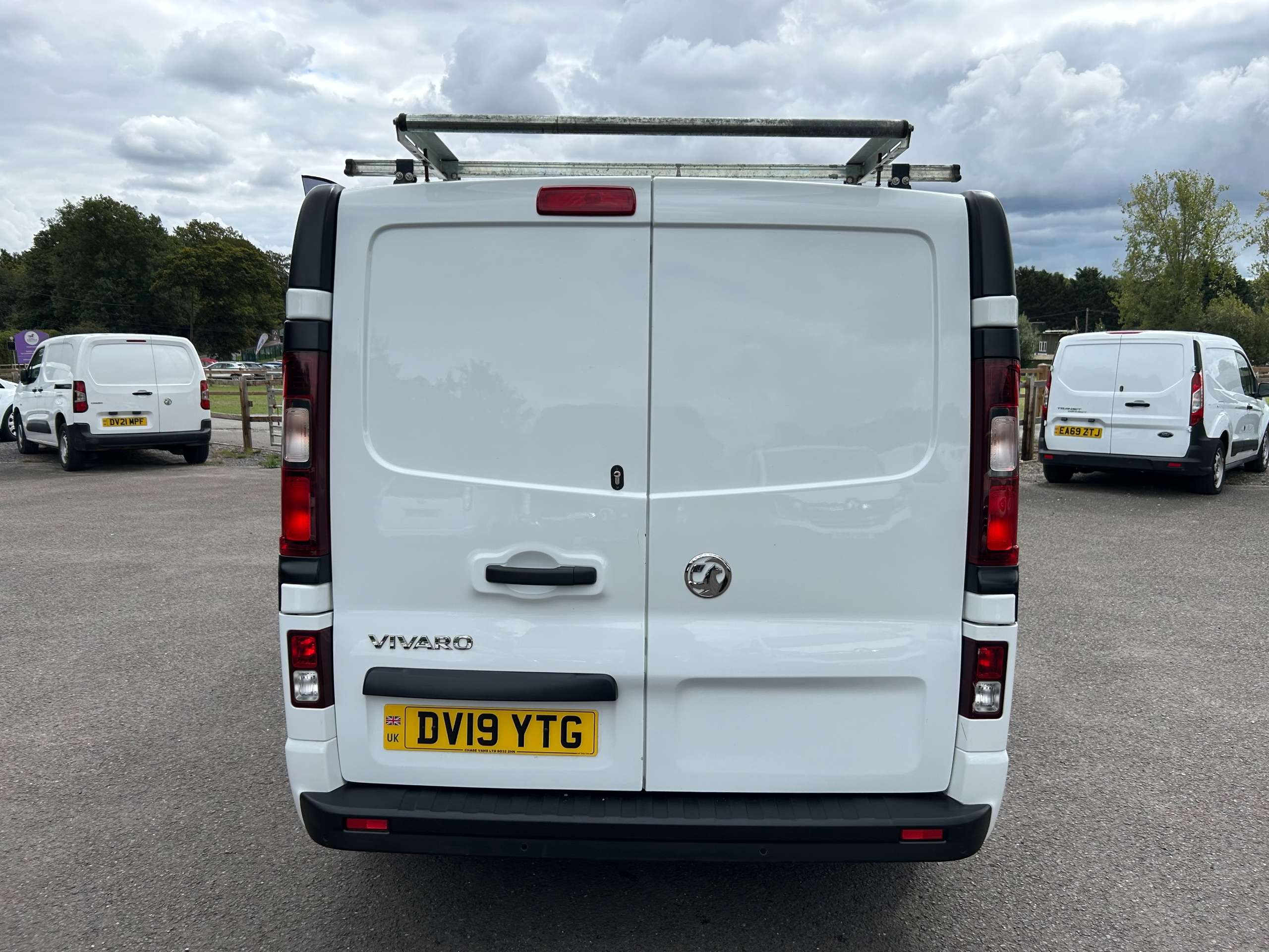 A 2019 VAUXHALL VIVARO 1.6 CDTi 2900 Sportive Panel Van 5dr Diesel Manual L2 H1 Euro 6 (120 ps) A 2019 VAUXHALL VIVARO 1.6 CDTi 2900 Sportive Panel Van 5dr Diesel Manual L2 H1 Euro 6 (120 ps)