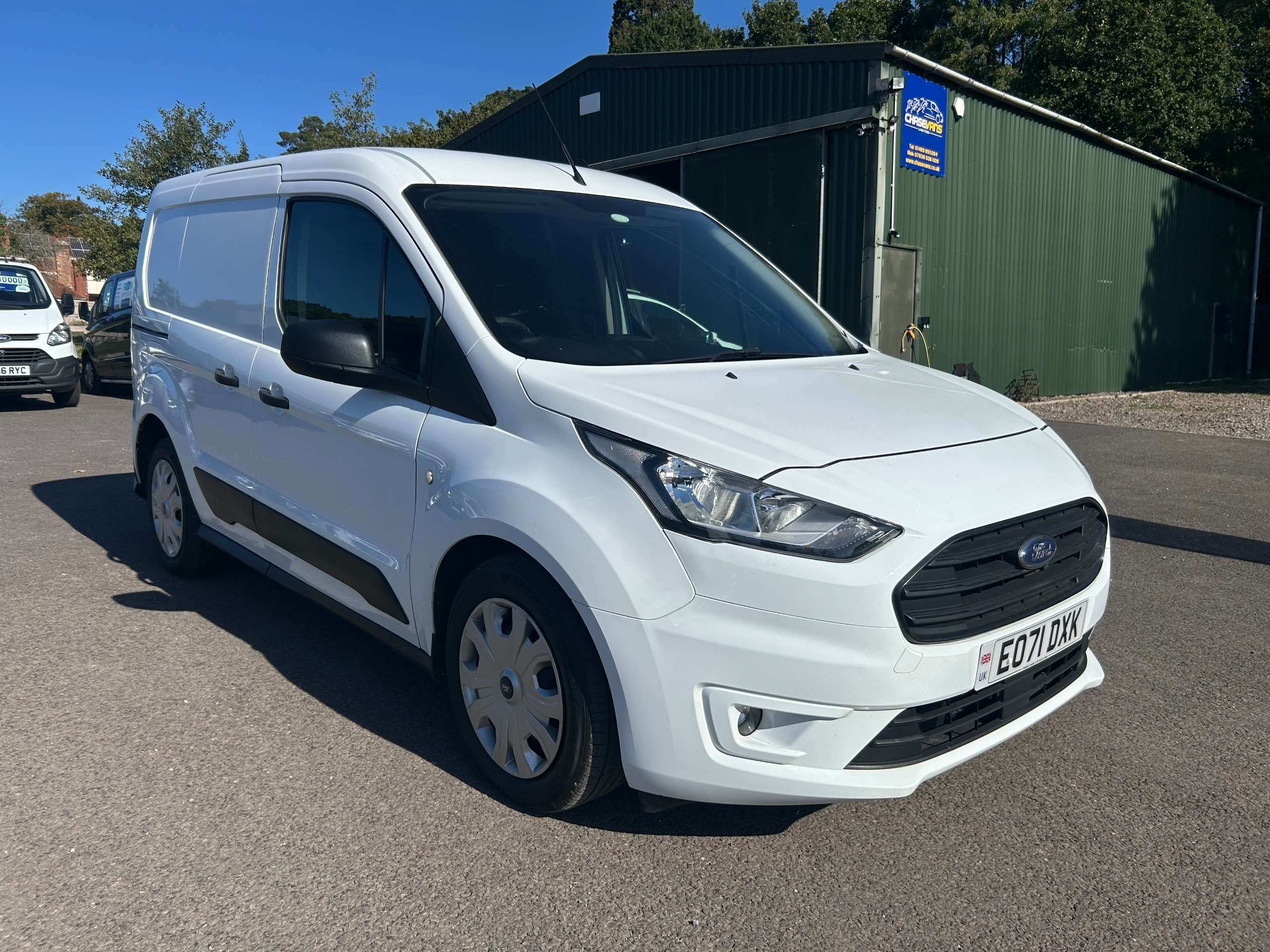A 2021 FORD TRANSIT CONNECT 1.5 220 EcoBlue Trend Crew Van Double Cab 6dr Diesel Manual L1 Euro 6 (s/s) (100 ps) A 2021 FORD TRANSIT CONNECT 1.5 220 EcoBlue Trend Crew Van Double Cab 6dr Diesel Manual L1 Euro 6 (s/s) (100 ps)