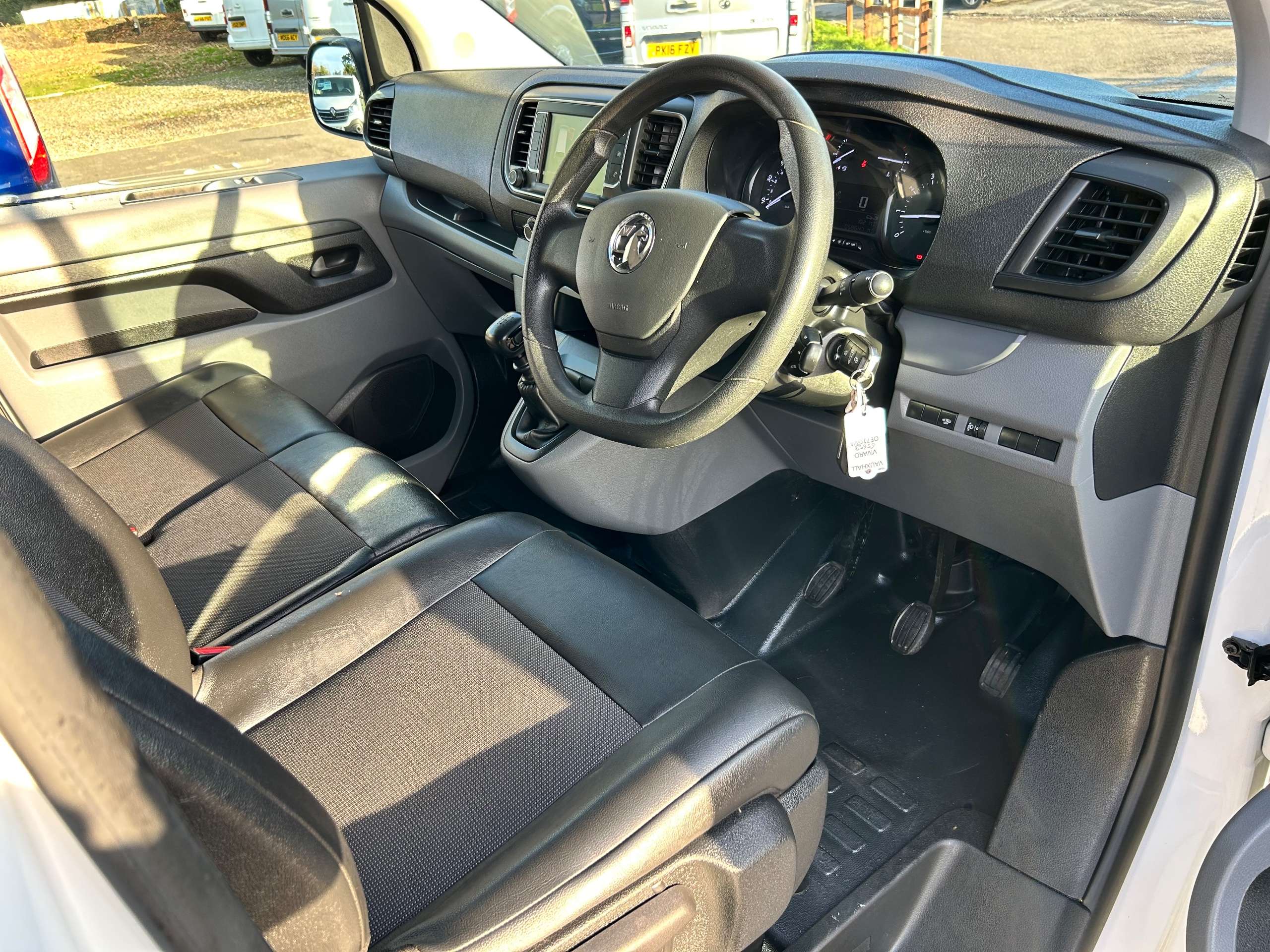 2021 VAUXHALL VIVARO 2021 VAUXHALL VIVARO