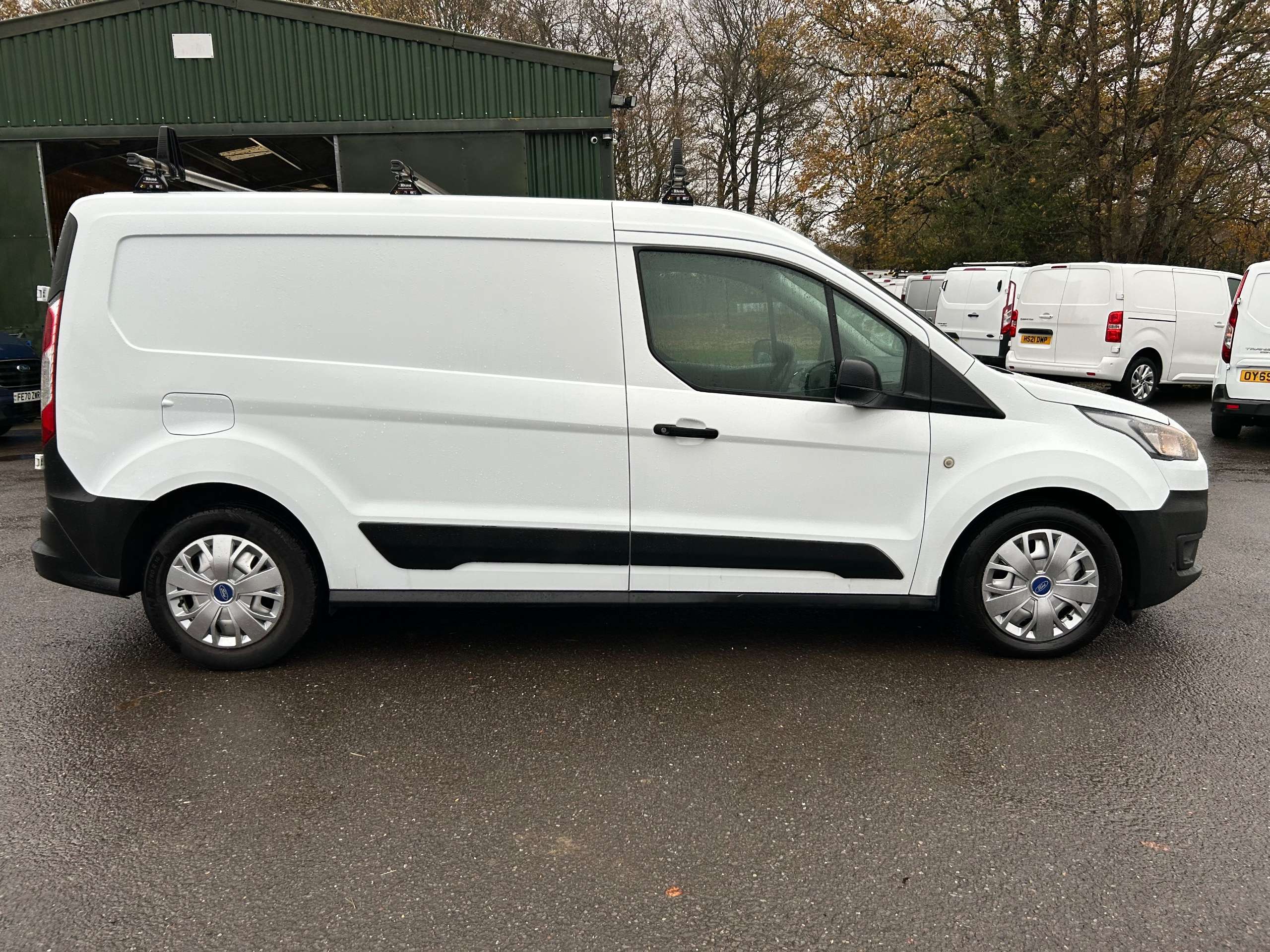 A 2020 FORD TRANSIT CONNECT 1.5 240 EcoBlue Leader Panel Van 5dr Diesel Manual L2 Euro 6 (s/s) (120 ps) A 2020 FORD TRANSIT CONNECT 1.5 240 EcoBlue Leader Panel Van 5dr Diesel Manual L2 Euro 6 (s/s) (120 ps)