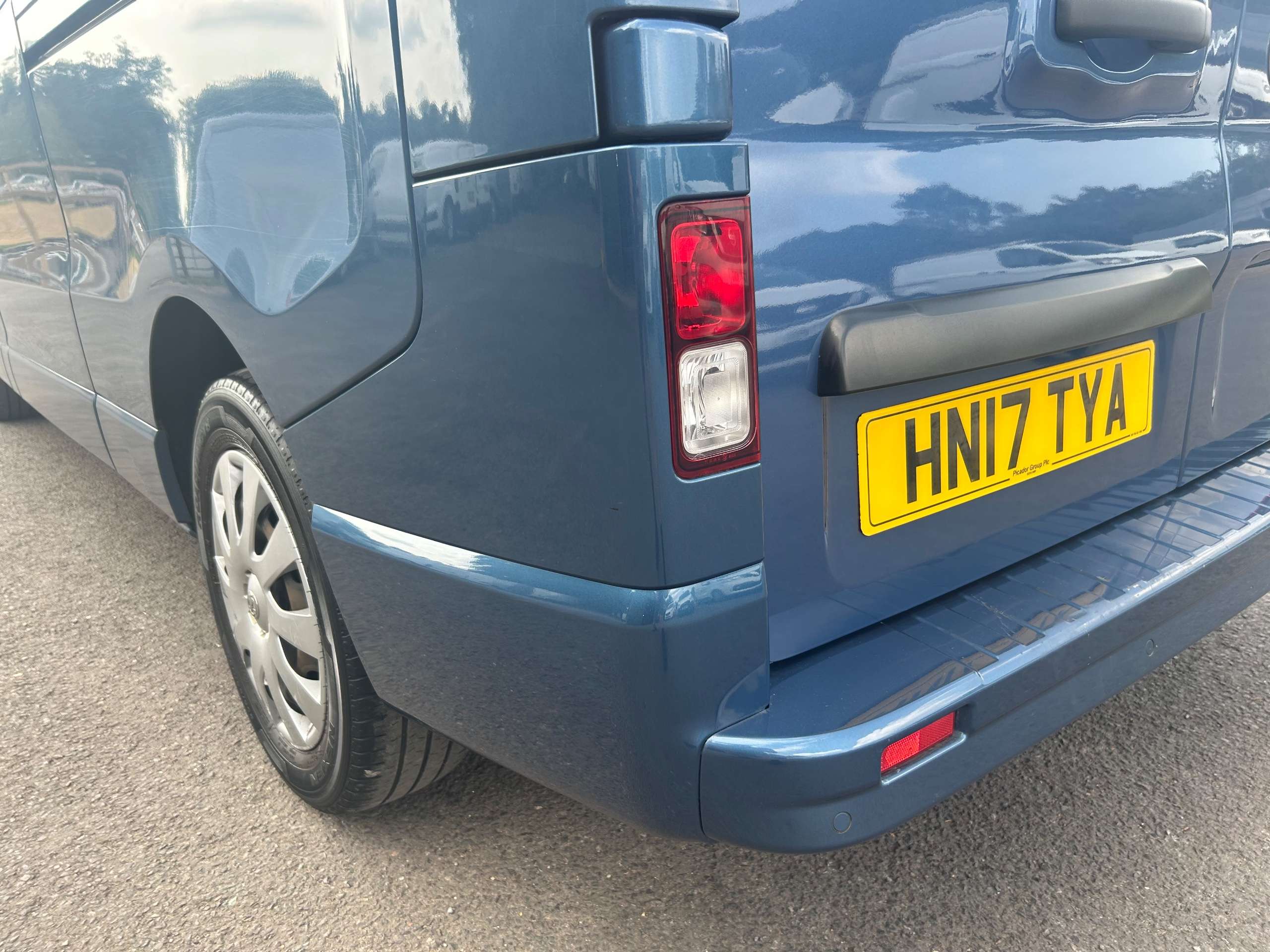 2017 VAUXHALL VIVARO 2017 VAUXHALL VIVARO