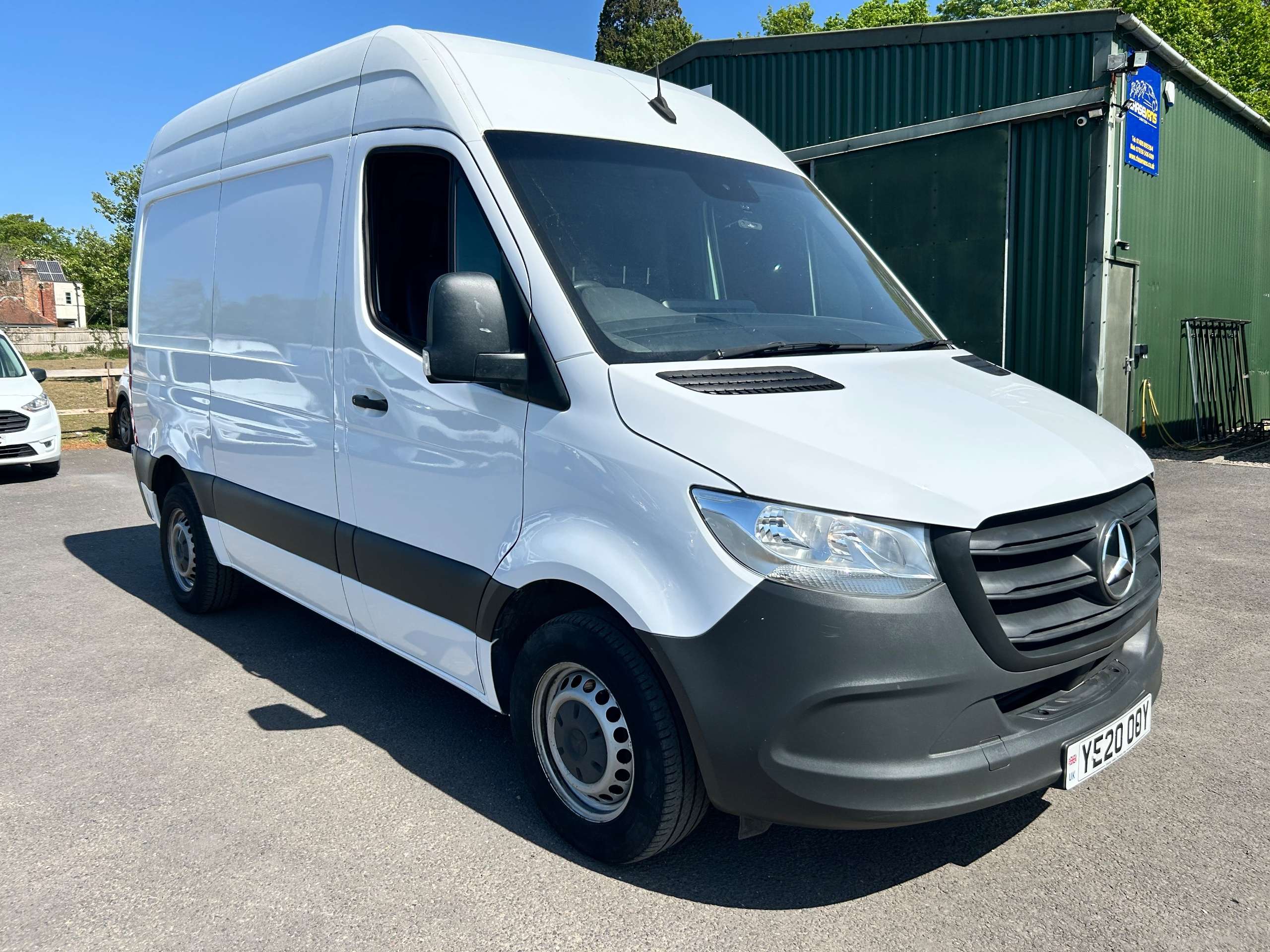 A 2020 MERCEDES-BENZ SPRINTER 2.1 314 CDI Panel Van 5dr Diesel Manual FWD L1 H2 Euro 6 (143 ps) A 2020 MERCEDES-BENZ SPRINTER 2.1 314 CDI Panel Van 5dr Diesel Manual FWD L1 H2 Euro 6 (143 ps)
