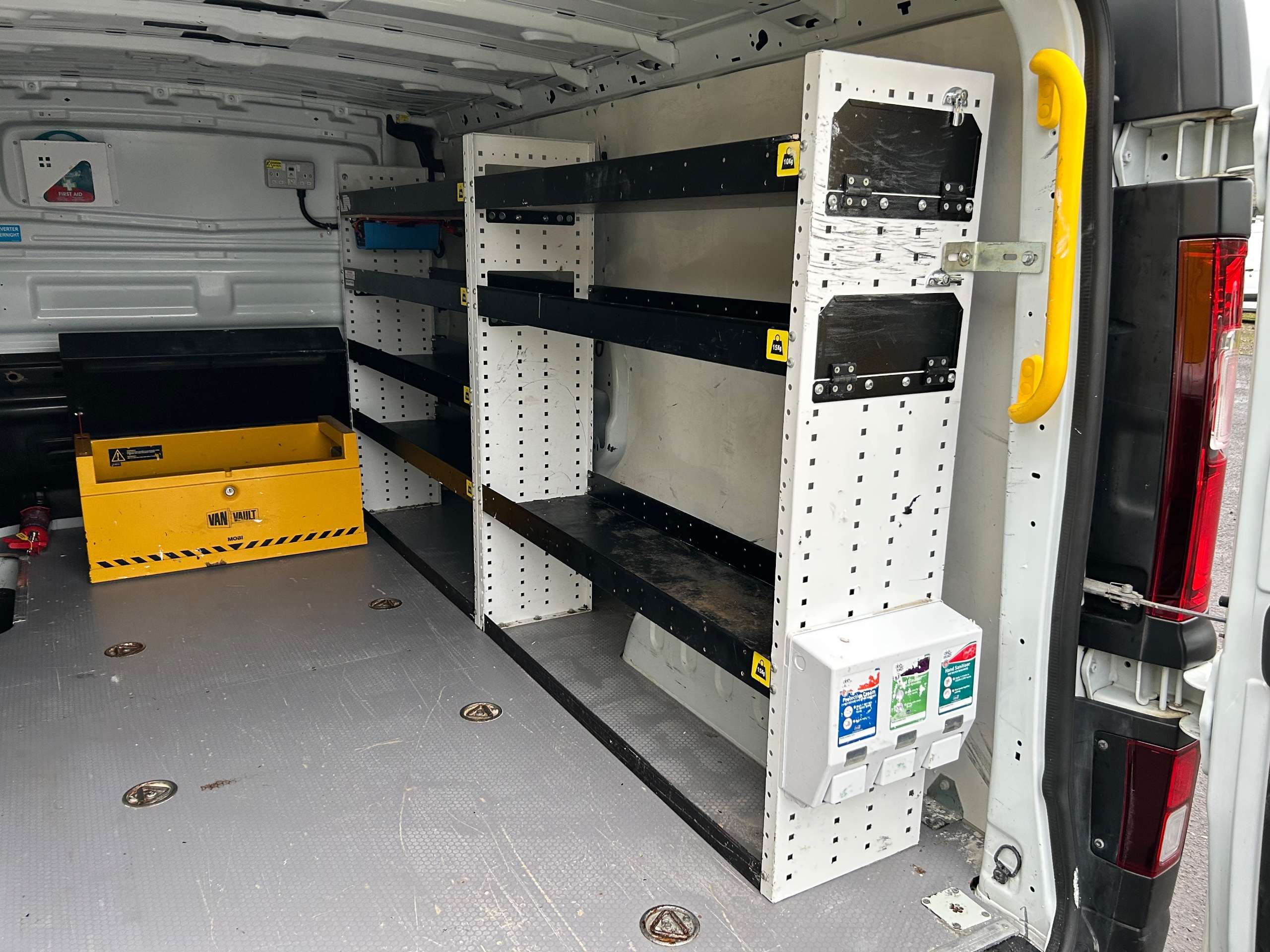 2021 RENAULT TRAFIC 2021 RENAULT TRAFIC