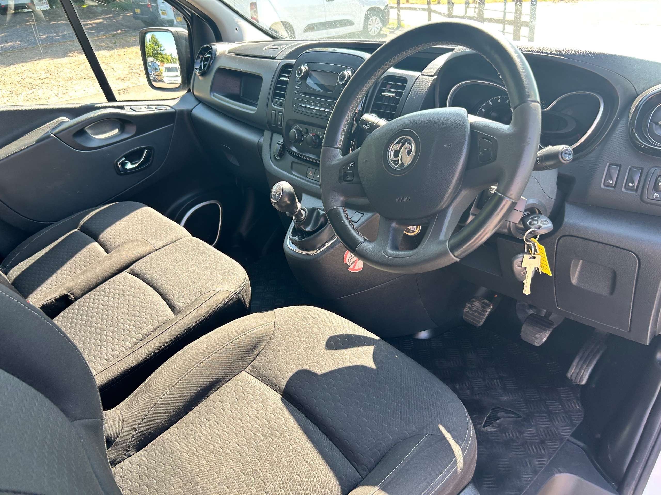 2019 VAUXHALL VIVARO 2019 VAUXHALL VIVARO