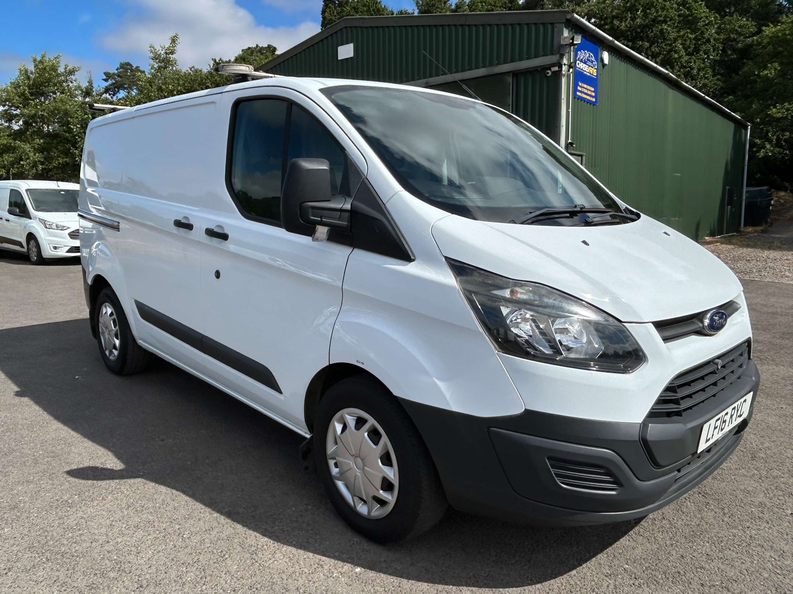 A 2016 FORD TRANSIT CUSTOM 2.2 TDCi 310 ECOnetic Panel Van 5dr Diesel Manual L1 H1 (162 g/km, 98 bhp) A 2016 FORD TRANSIT CUSTOM 2.2 TDCi 310 ECOnetic Panel Van 5dr Diesel Manual L1 H1 (162 g/km, 98 bhp)