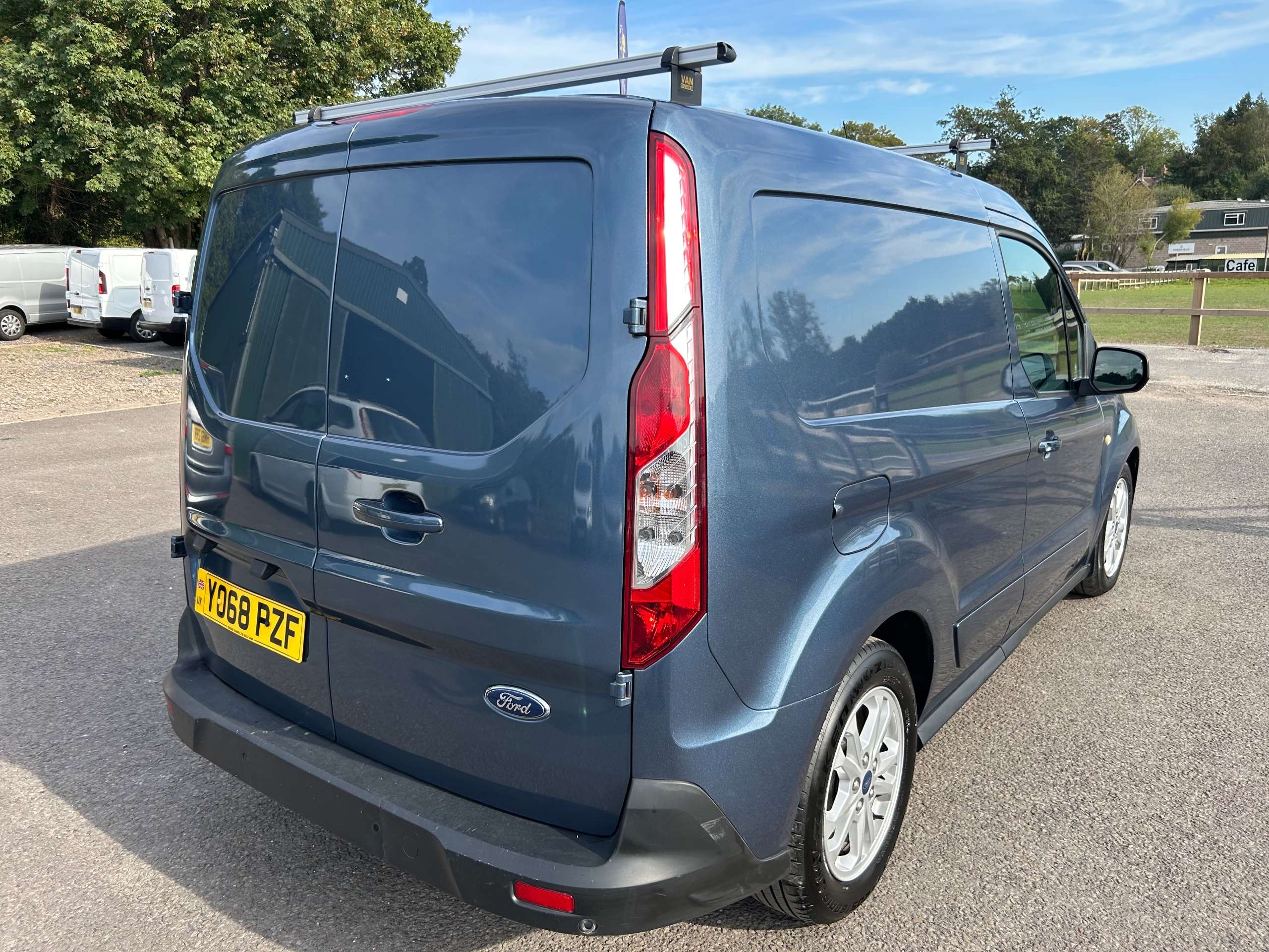 A 2018 FORD TRANSIT CONNECT 1.5 200 EcoBlue Limited Panel Van 5dr Diesel Auto L1 Euro 6 (s/s) (120 ps) A 2018 FORD TRANSIT CONNECT 1.5 200 EcoBlue Limited Panel Van 5dr Diesel Auto L1 Euro 6 (s/s) (120 ps)