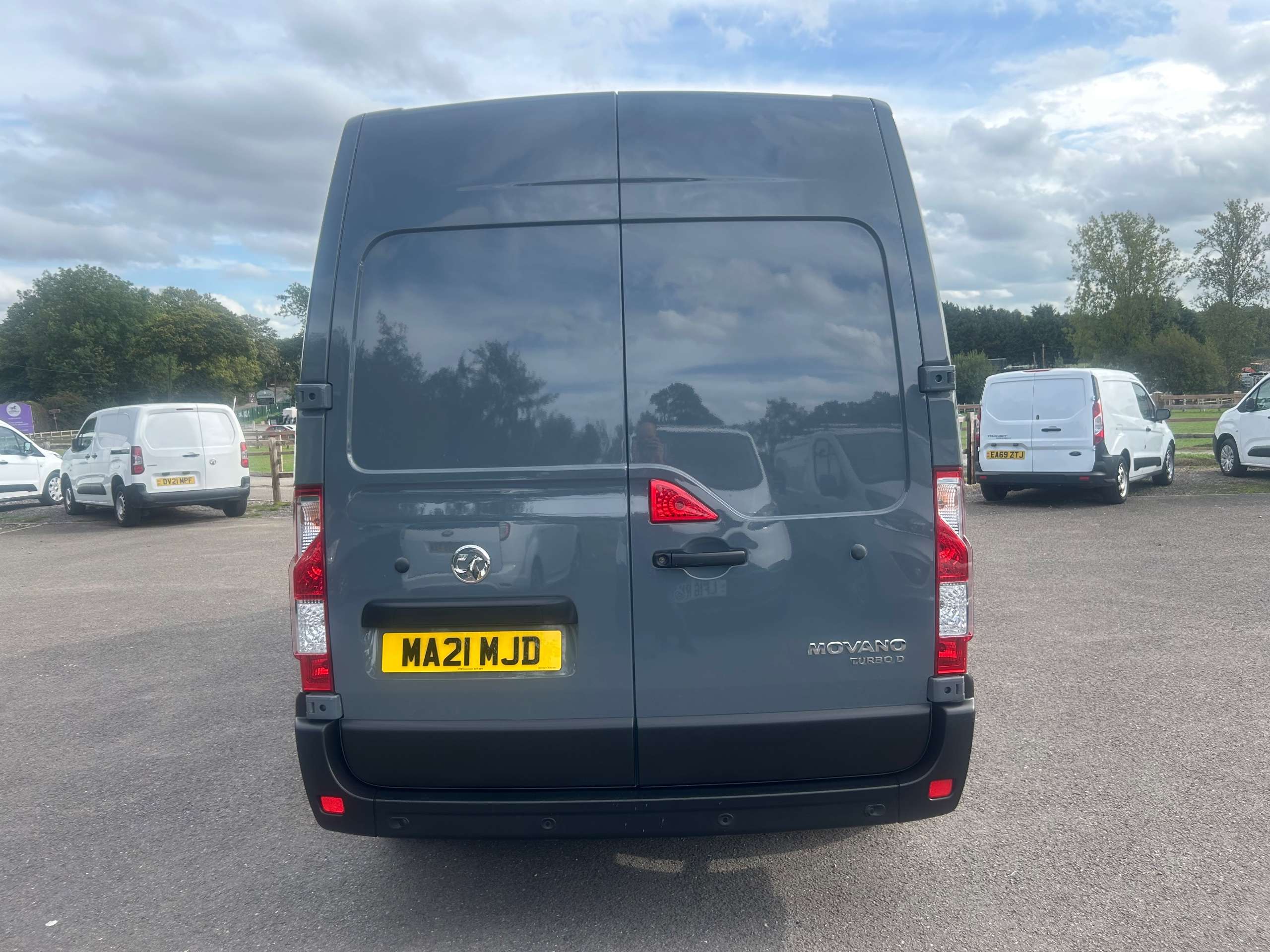 A 2021 VAUXHALL MOVANO 2.3 CDTi 3500 BiTurbo Edition Panel Van 5dr Diesel Manual FWD L3 H2 Euro 6 (135 ps) A 2021 VAUXHALL MOVANO 2.3 CDTi 3500 BiTurbo Edition Panel Van 5dr Diesel Manual FWD L3 H2 Euro 6 (135 ps)