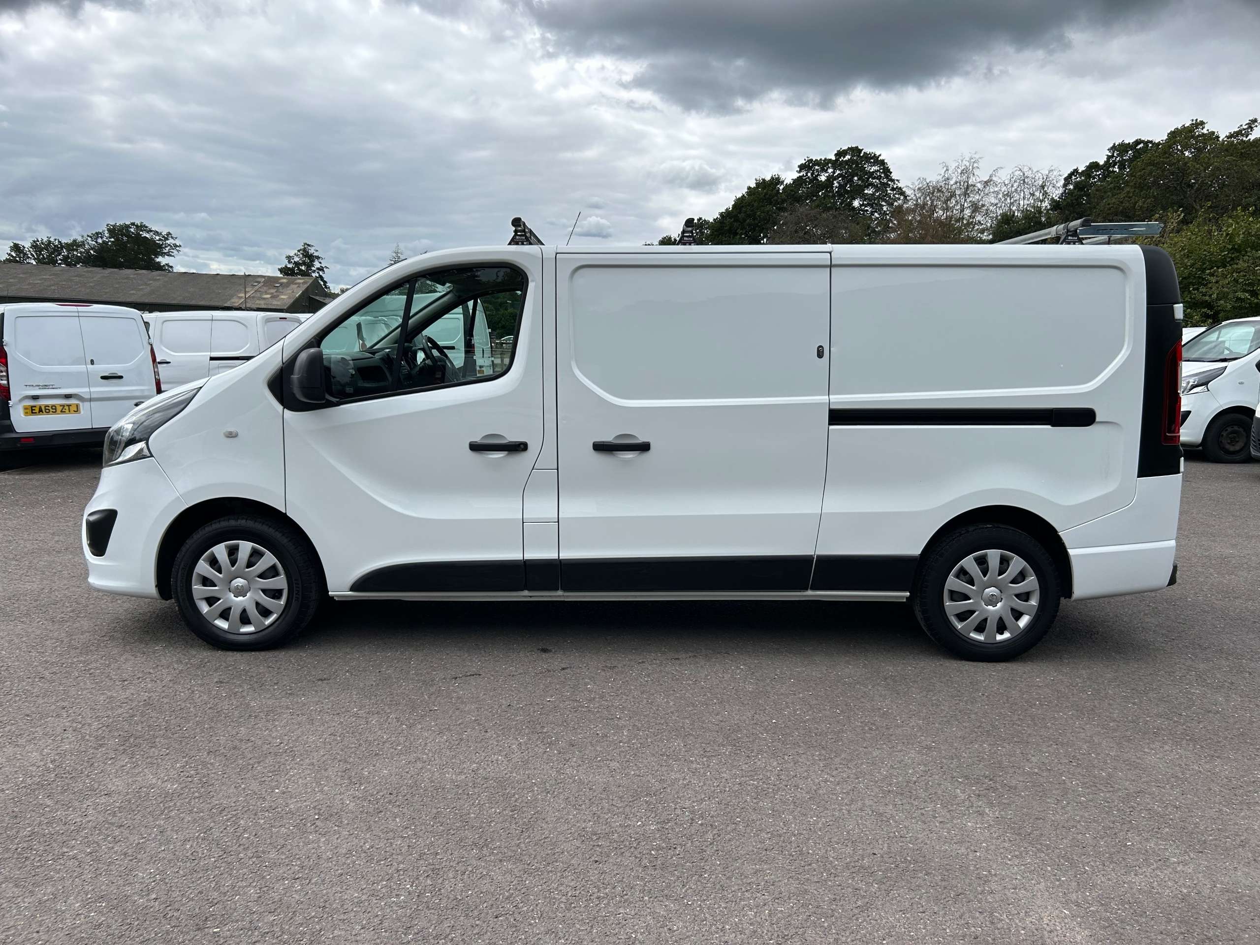 2019 VAUXHALL VIVARO 2019 VAUXHALL VIVARO