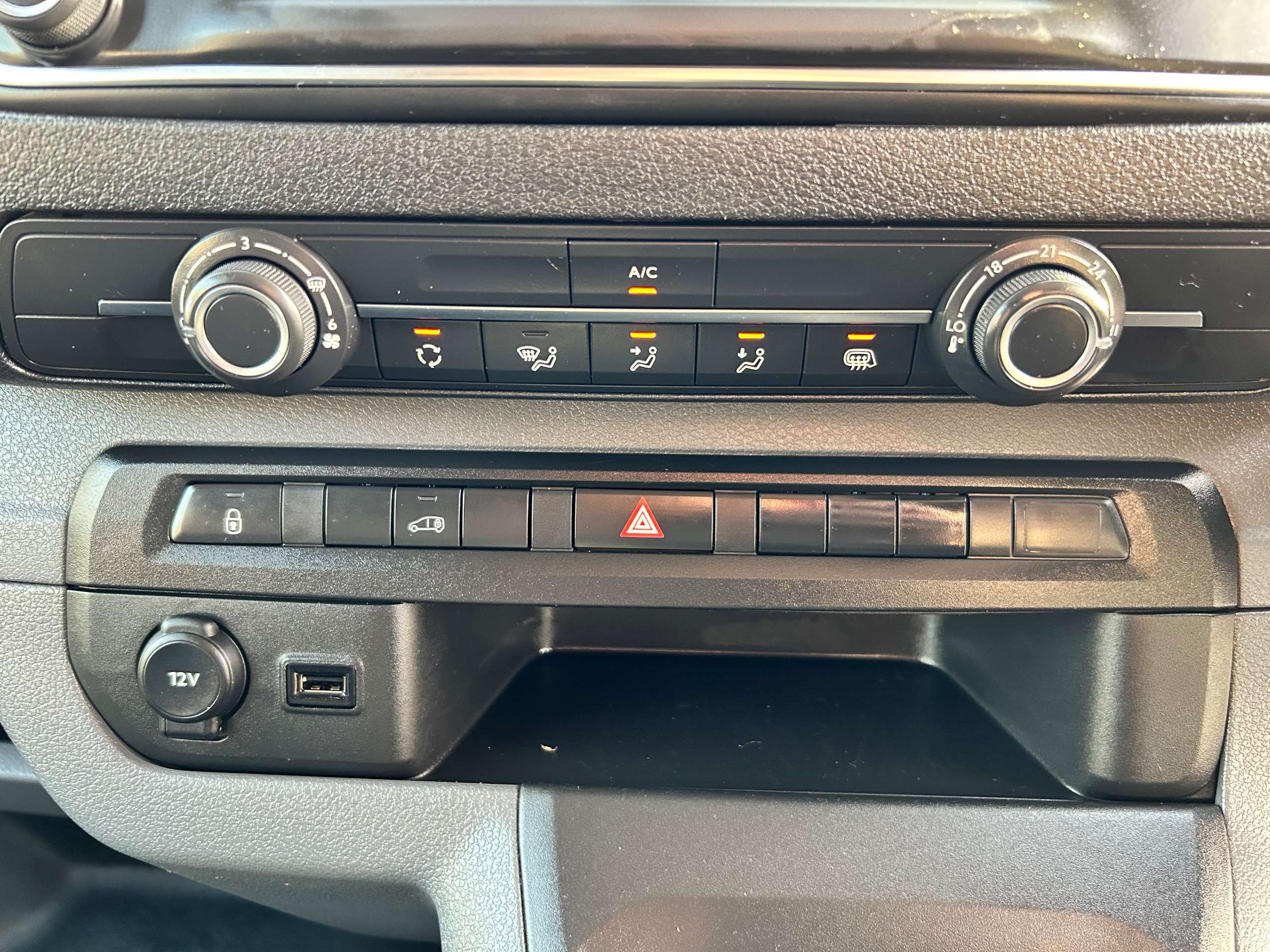 2021 VAUXHALL VIVARO 2021 VAUXHALL VIVARO