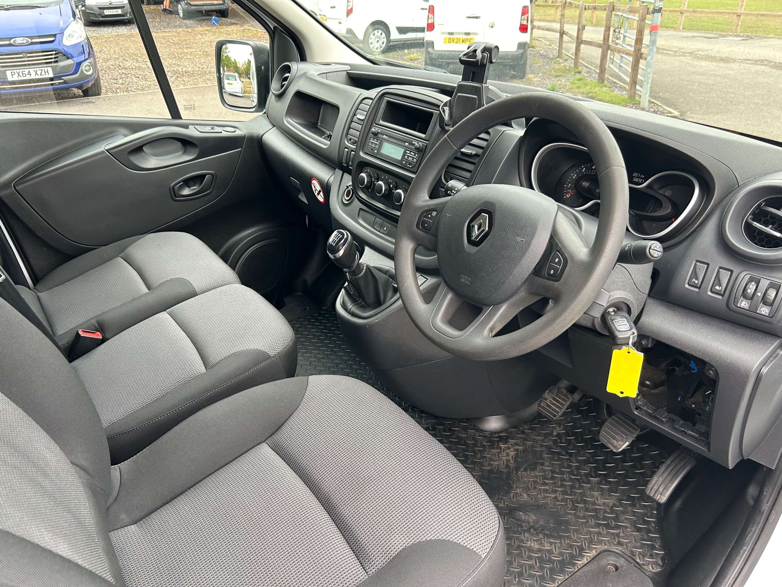 2021 RENAULT TRAFIC 2021 RENAULT TRAFIC